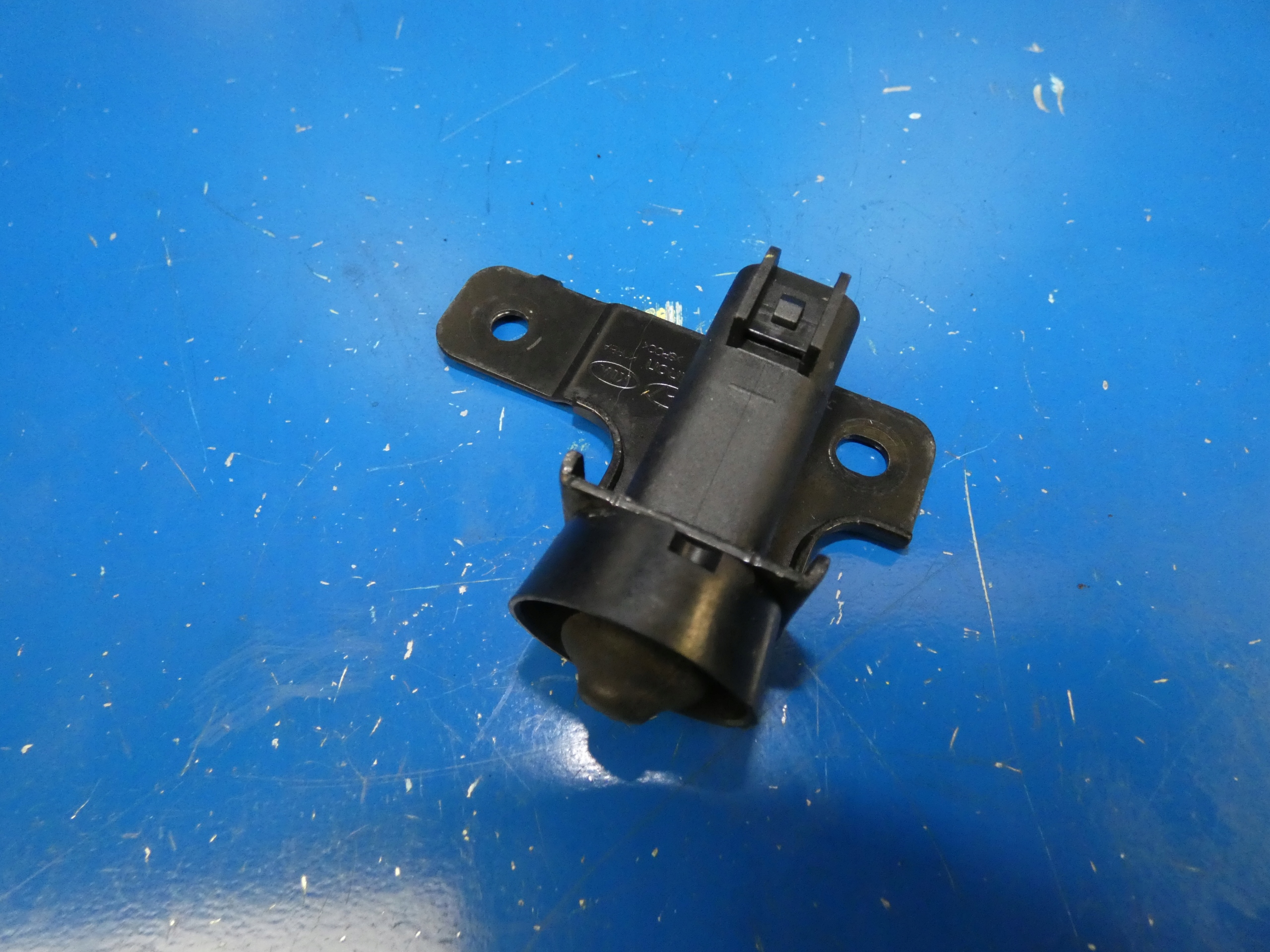 KIA OPTIMA III tip sensor OTWARTEJ bonnets