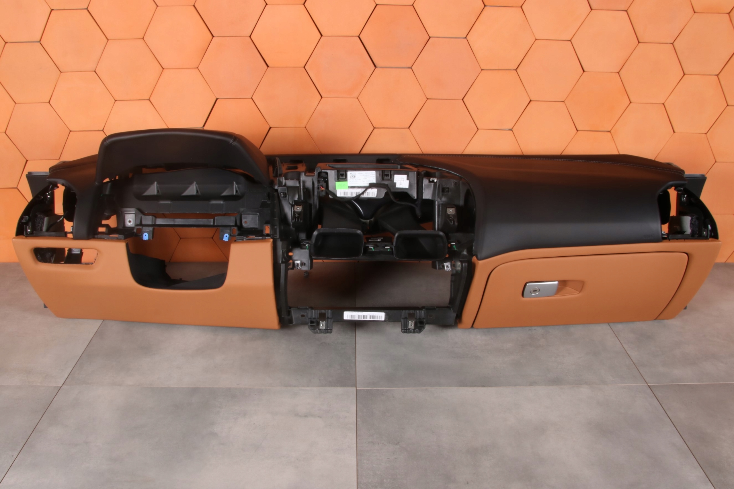 BMW G14 G15 G16 originál dashboard instrument panel console NAPPA COGNAC HUD 23km!