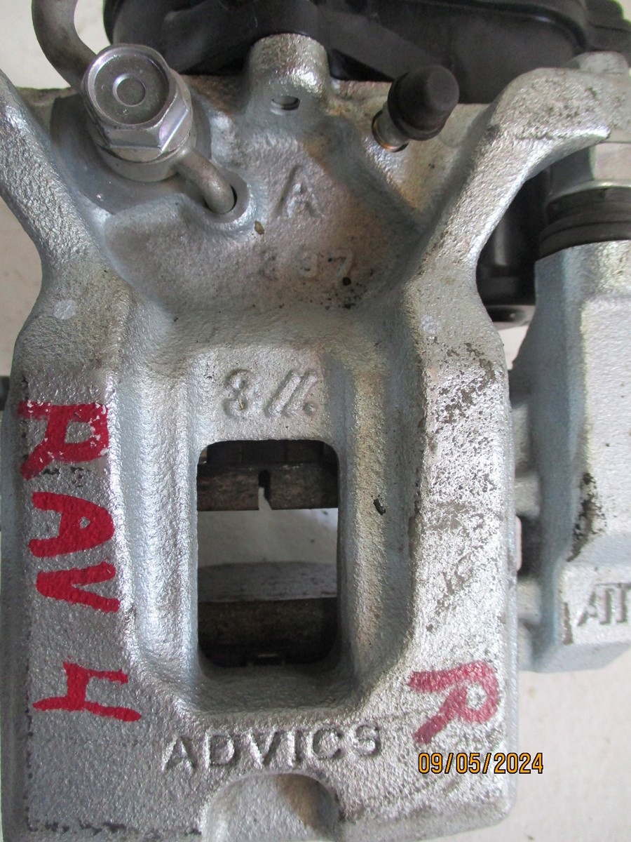 caliper brake Toyota RAV 4 RAV4 V right