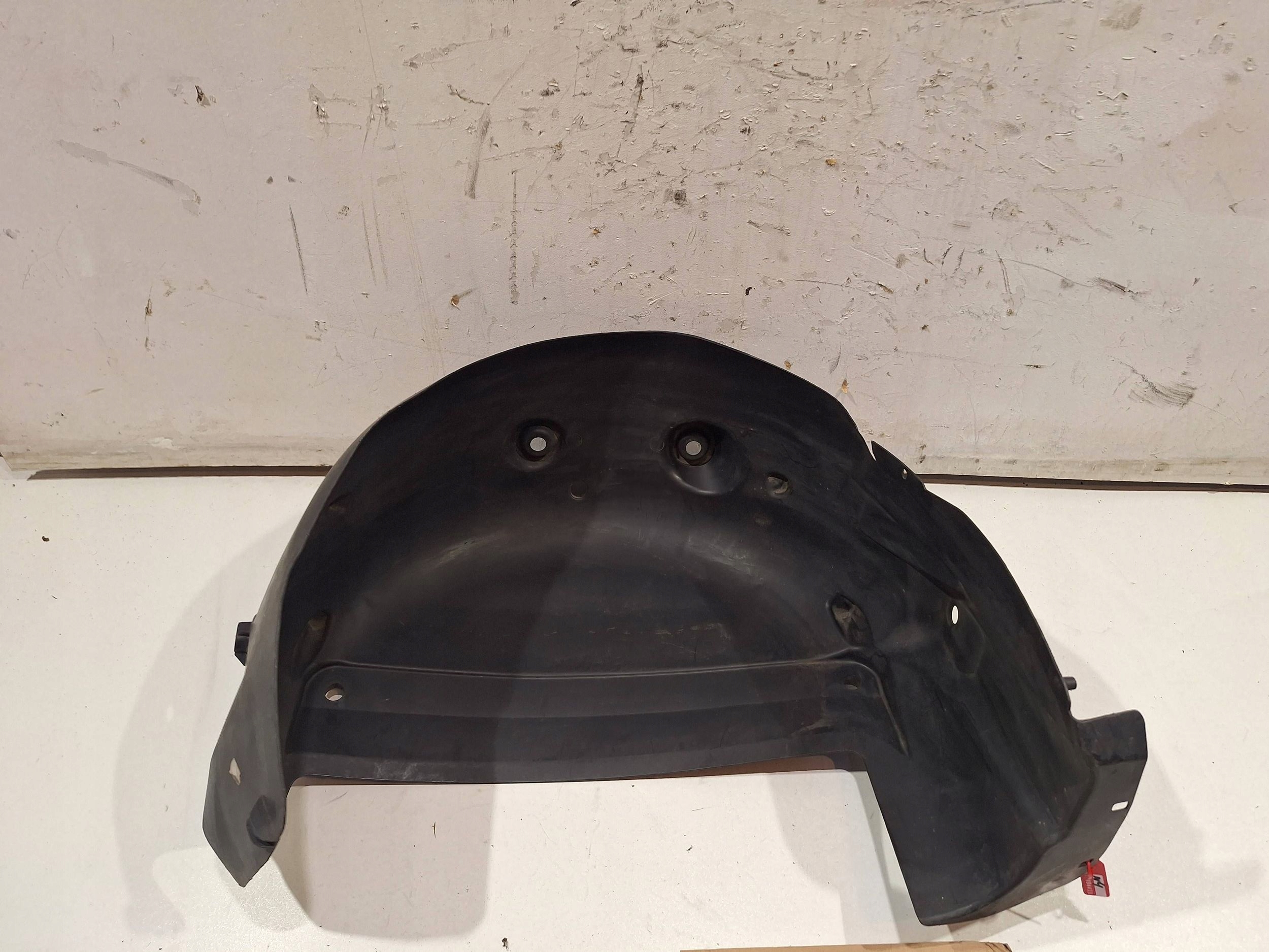 mudguard rear part left 767499731R RENAULT TRAFIC III 19