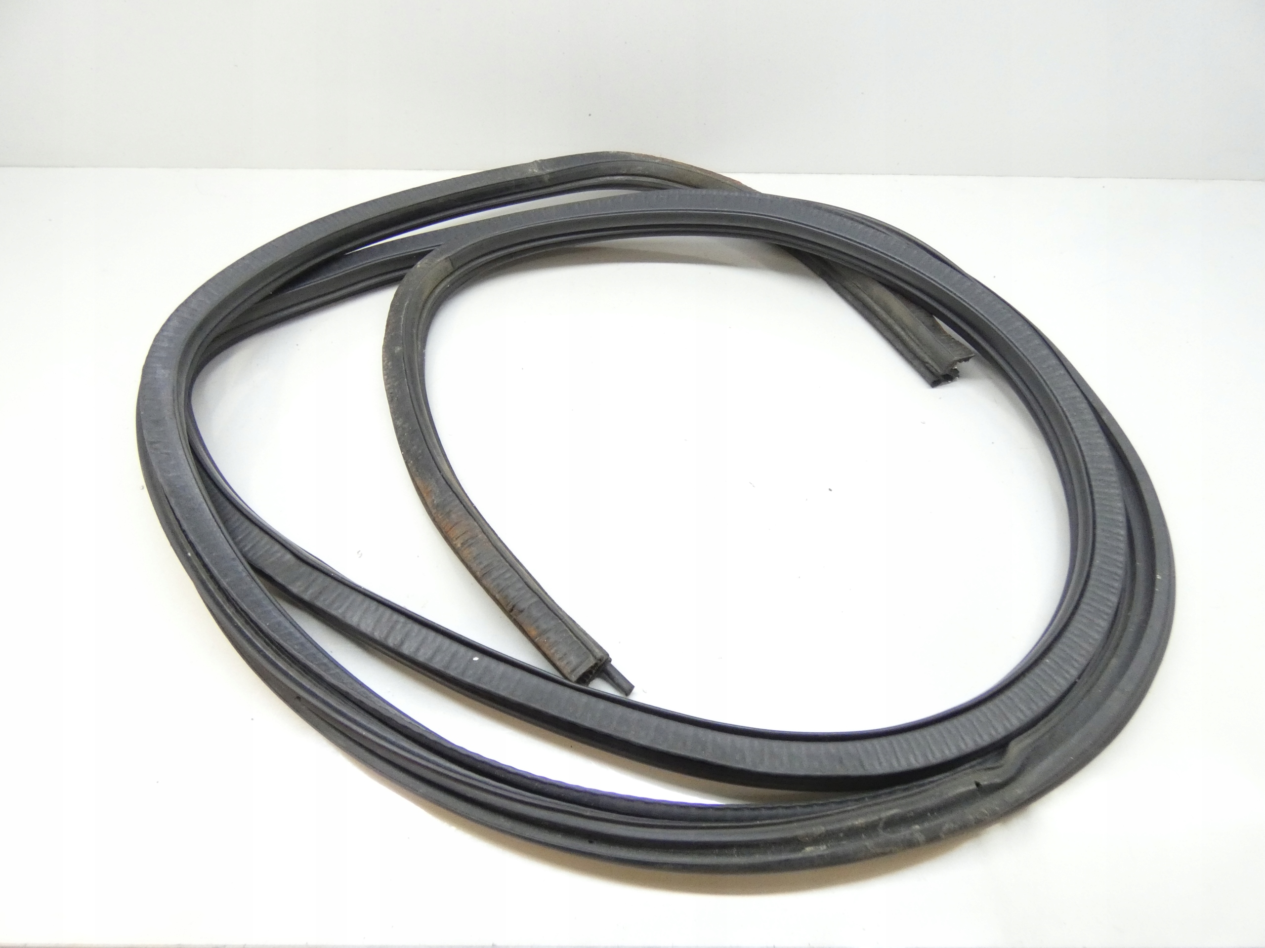 Dichtsatz Tür links vorne MERCEDES VITO W638 96-03