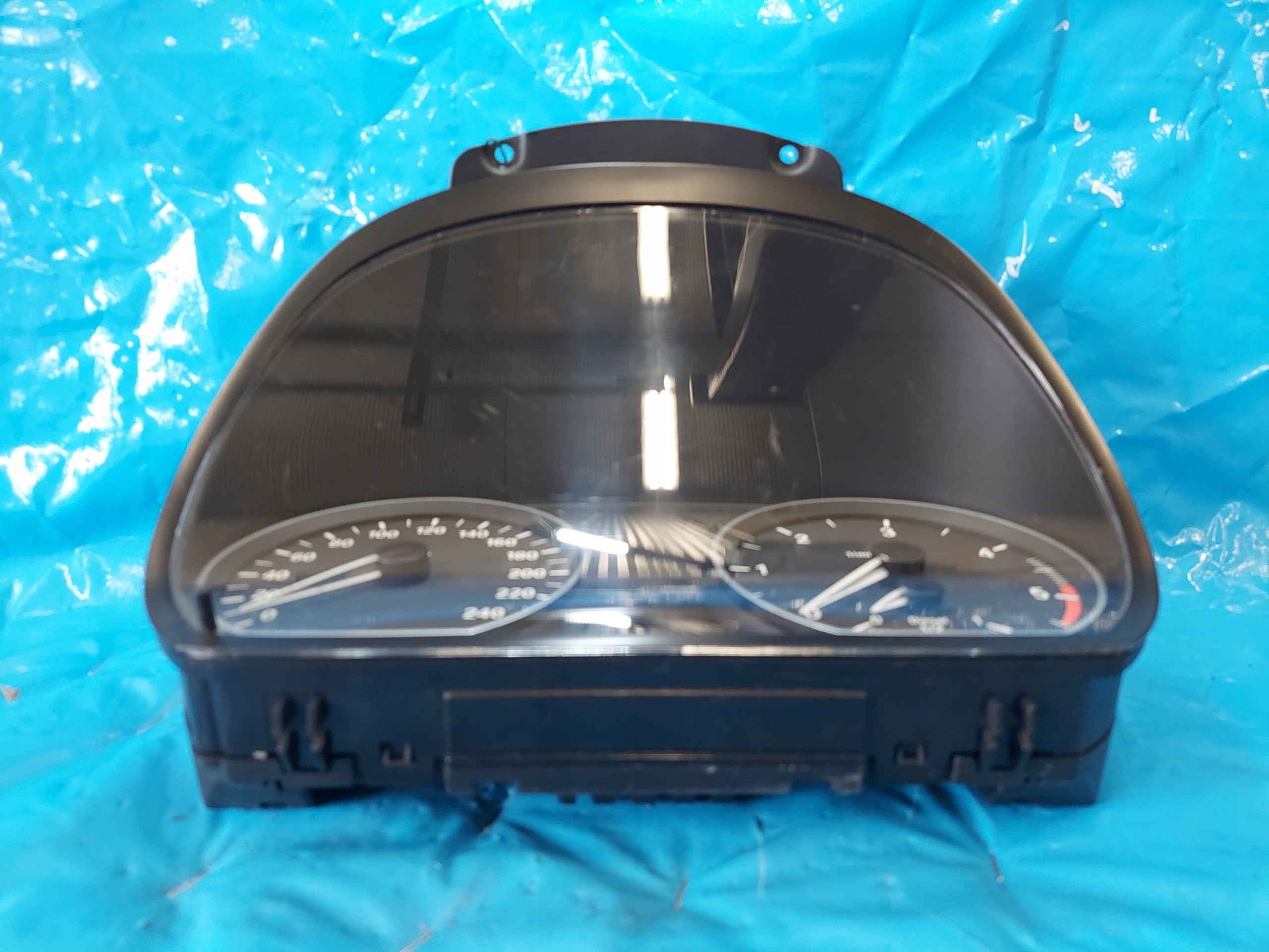 dials clock BMW 118 D 2012 R 924233201