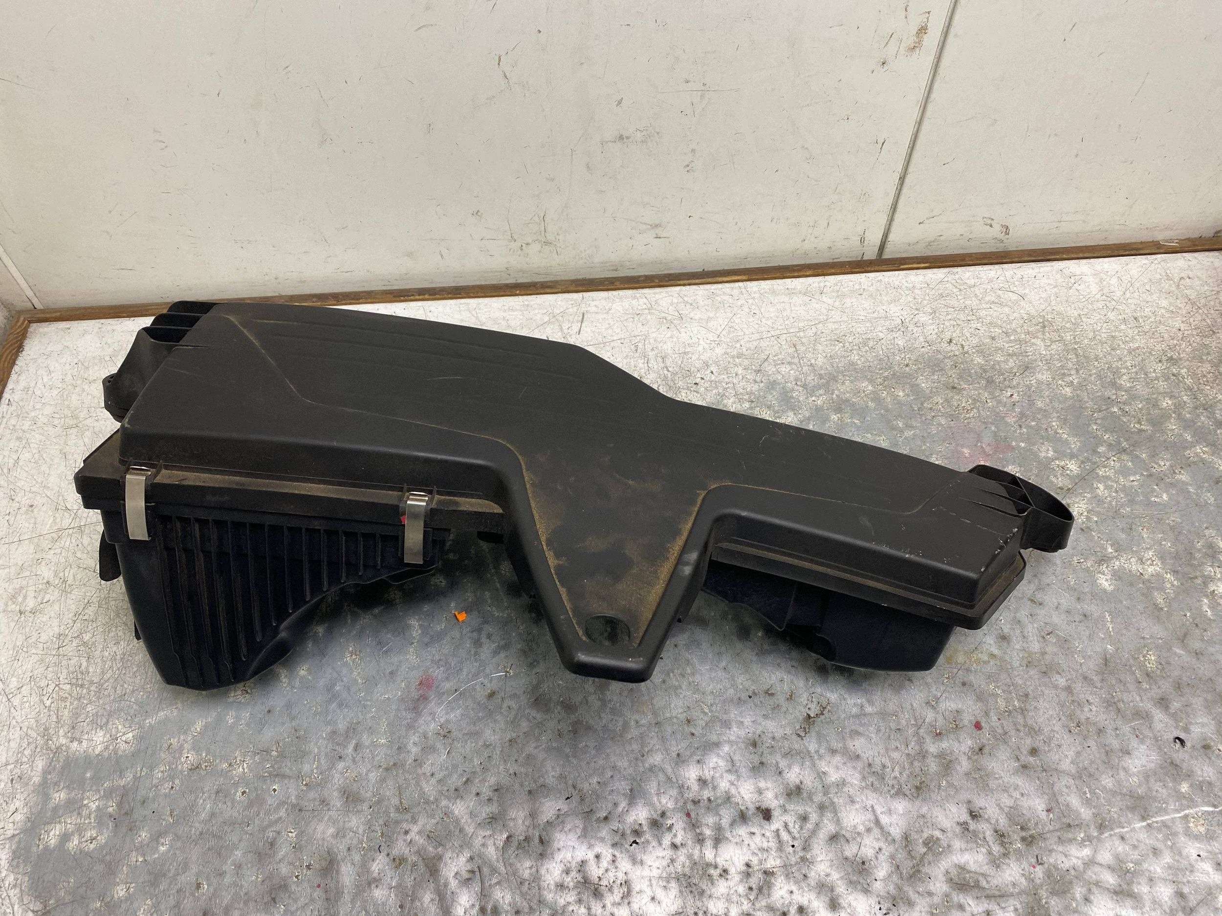 BMW 3 F30 F31 luftfiltergehäuse 7597589