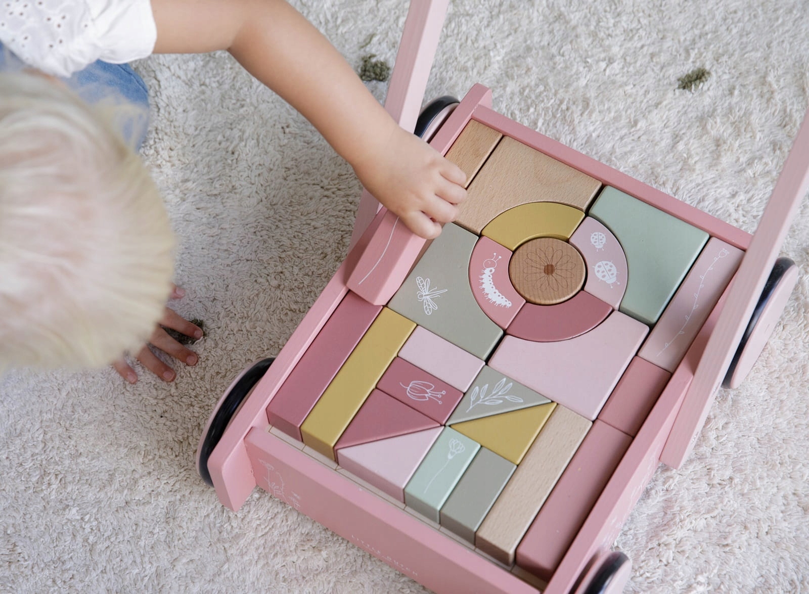 WÓZEK Z KLOCKAMI RÓŻ FLOWERS LITTLE DUTCH Rodzaj element