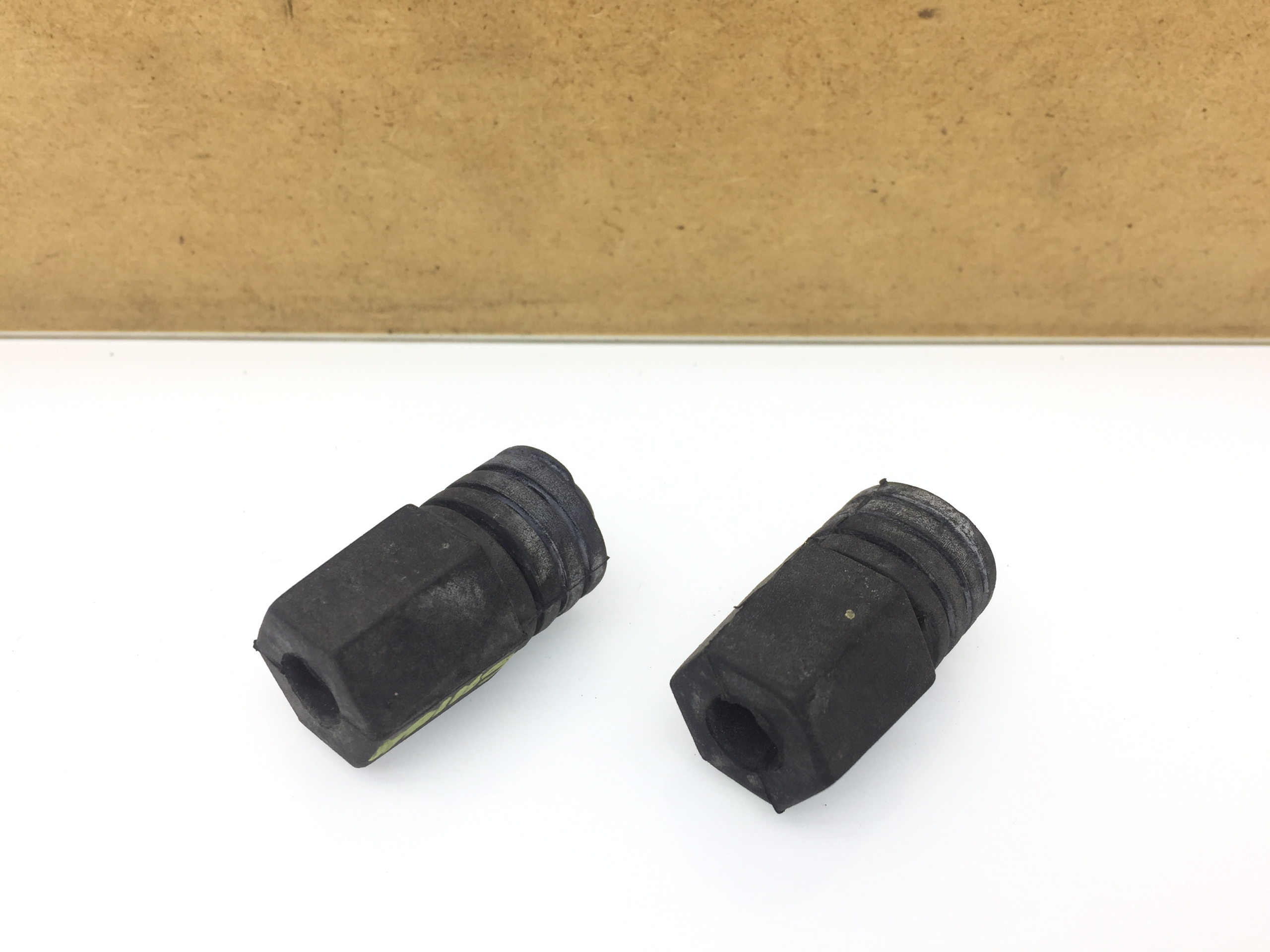 MASERATI GHIBLI 3.0 V6 Sq4 ODBOJ ВІДБІЙНИК ГУМА