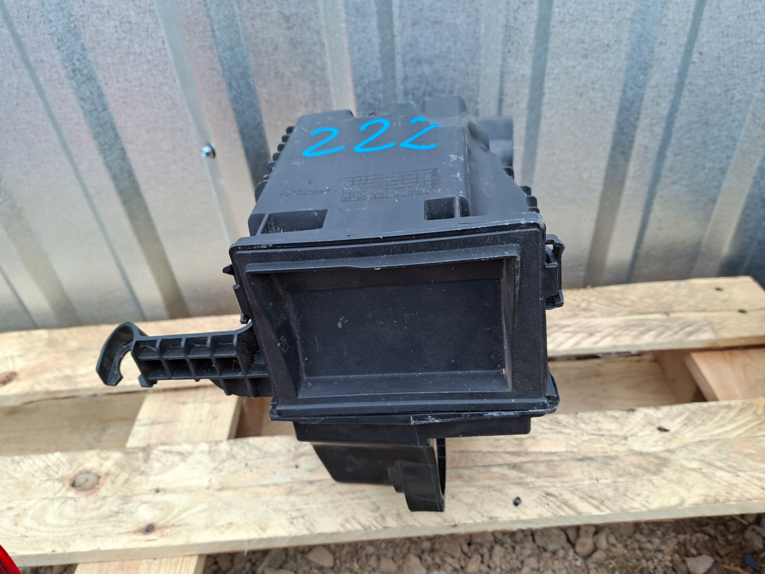 Gehäuse filter luft DACIA DUSTER II 1.5D 165008308R