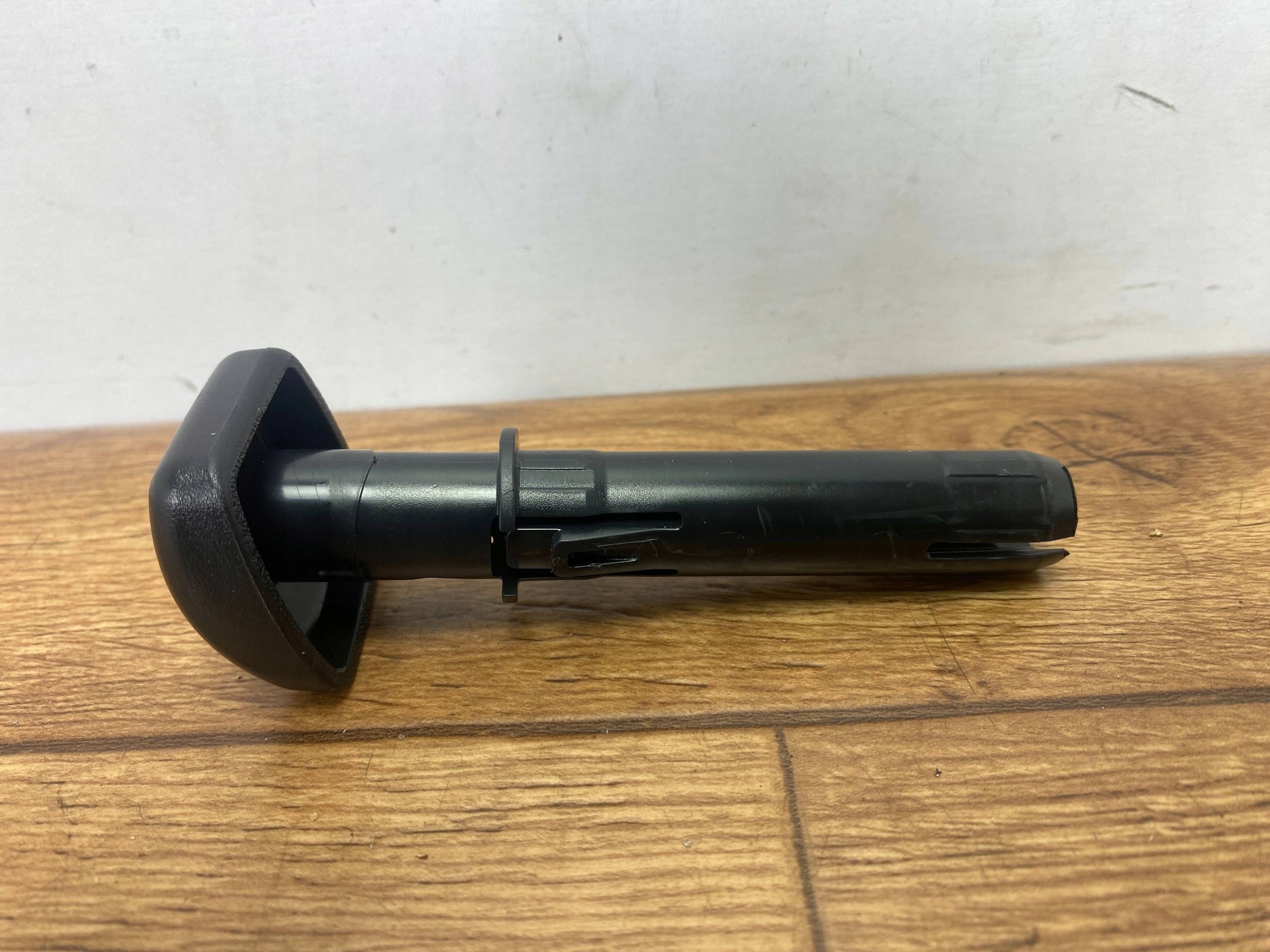 bracket prowadnica zaglowka Ford Escape IV 2020+