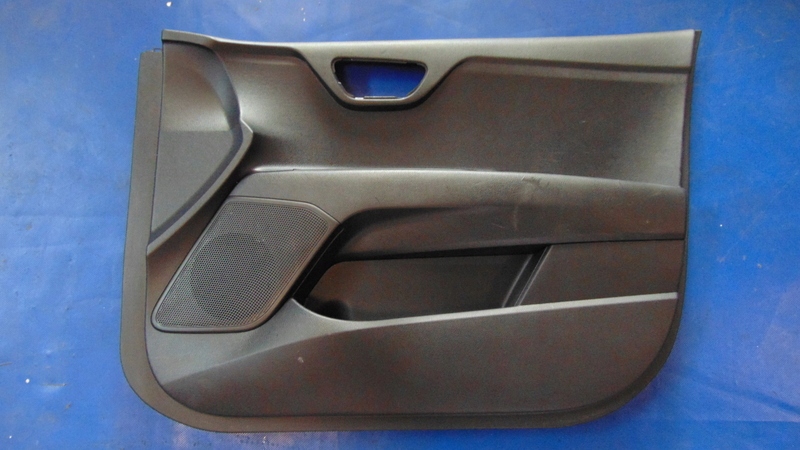 side upholstery right front KIA STONIC 17-24R