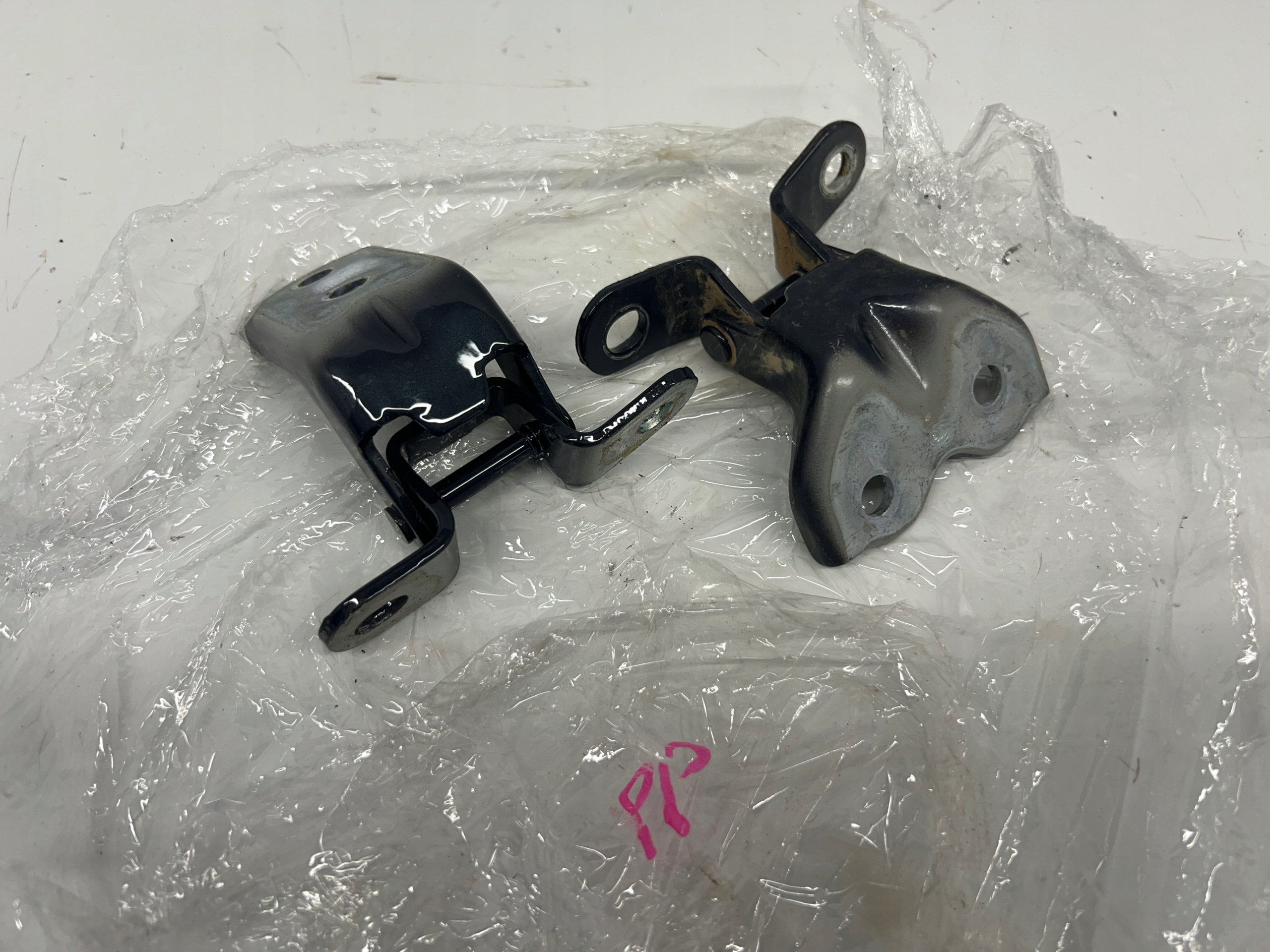Hyundai Bayon hinges door right front KPL A7G