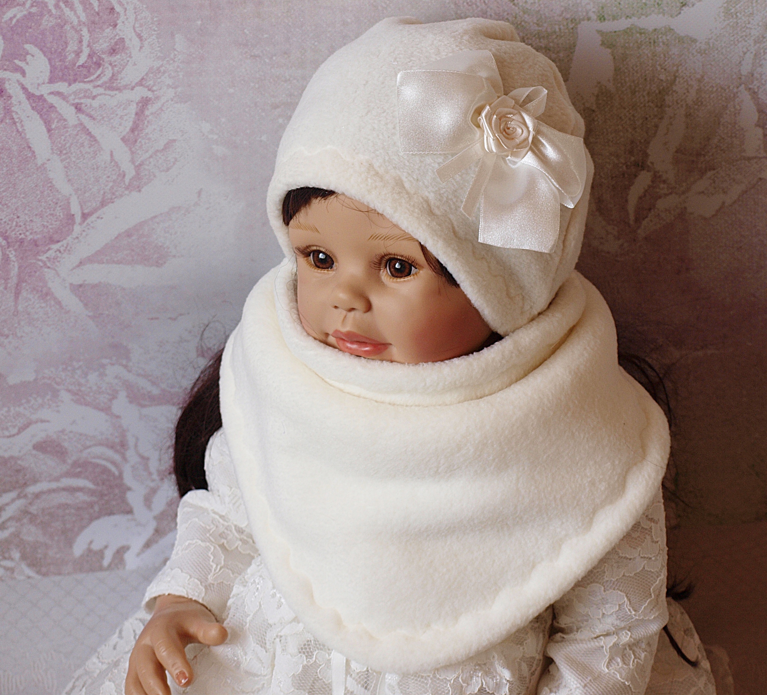 CIEPŁY ZESTAW Z POLARU CZAPECZKA I CHUSTA ECRU 62