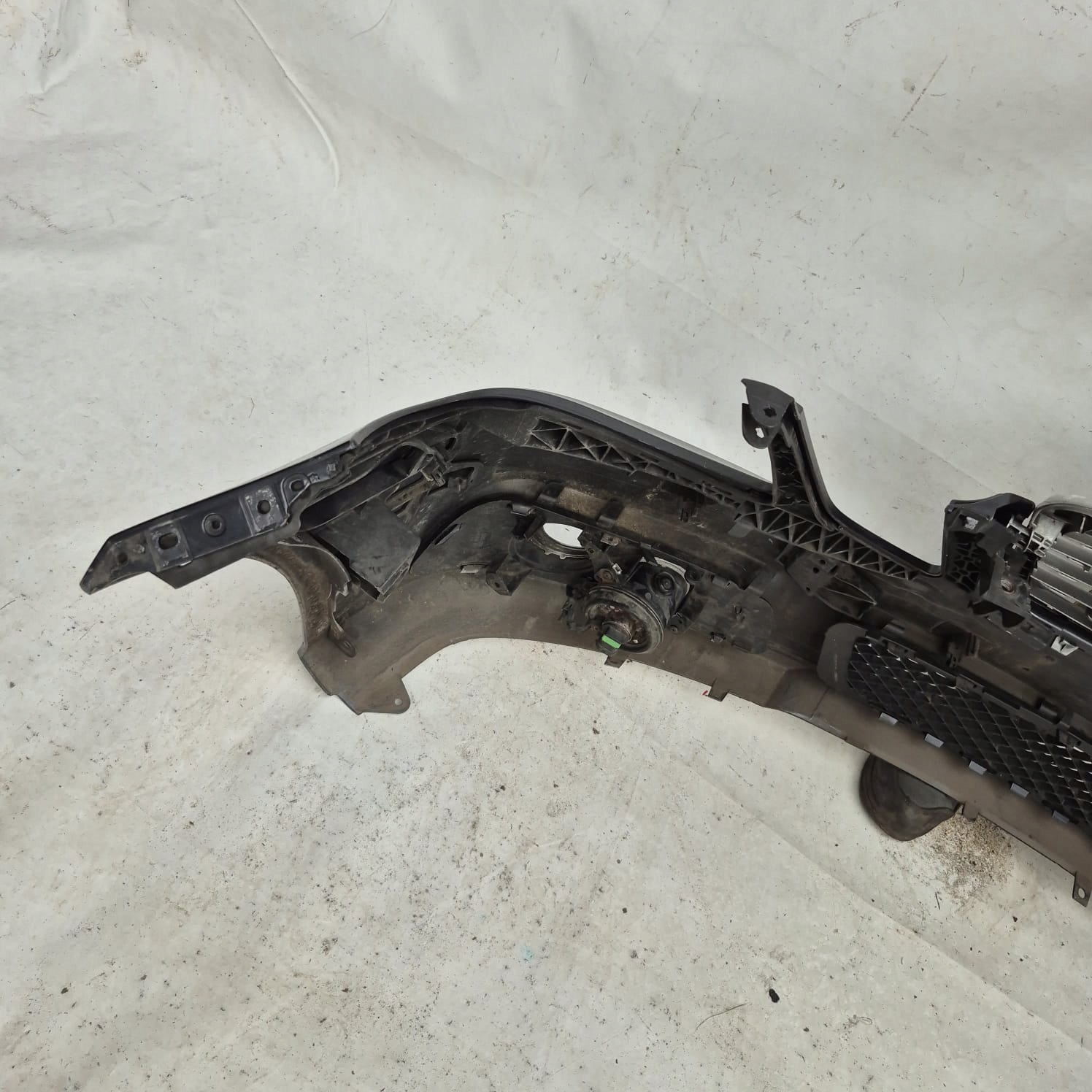MERCEDES E-KLASA W212 09-13 bumper front front 6XPDC
