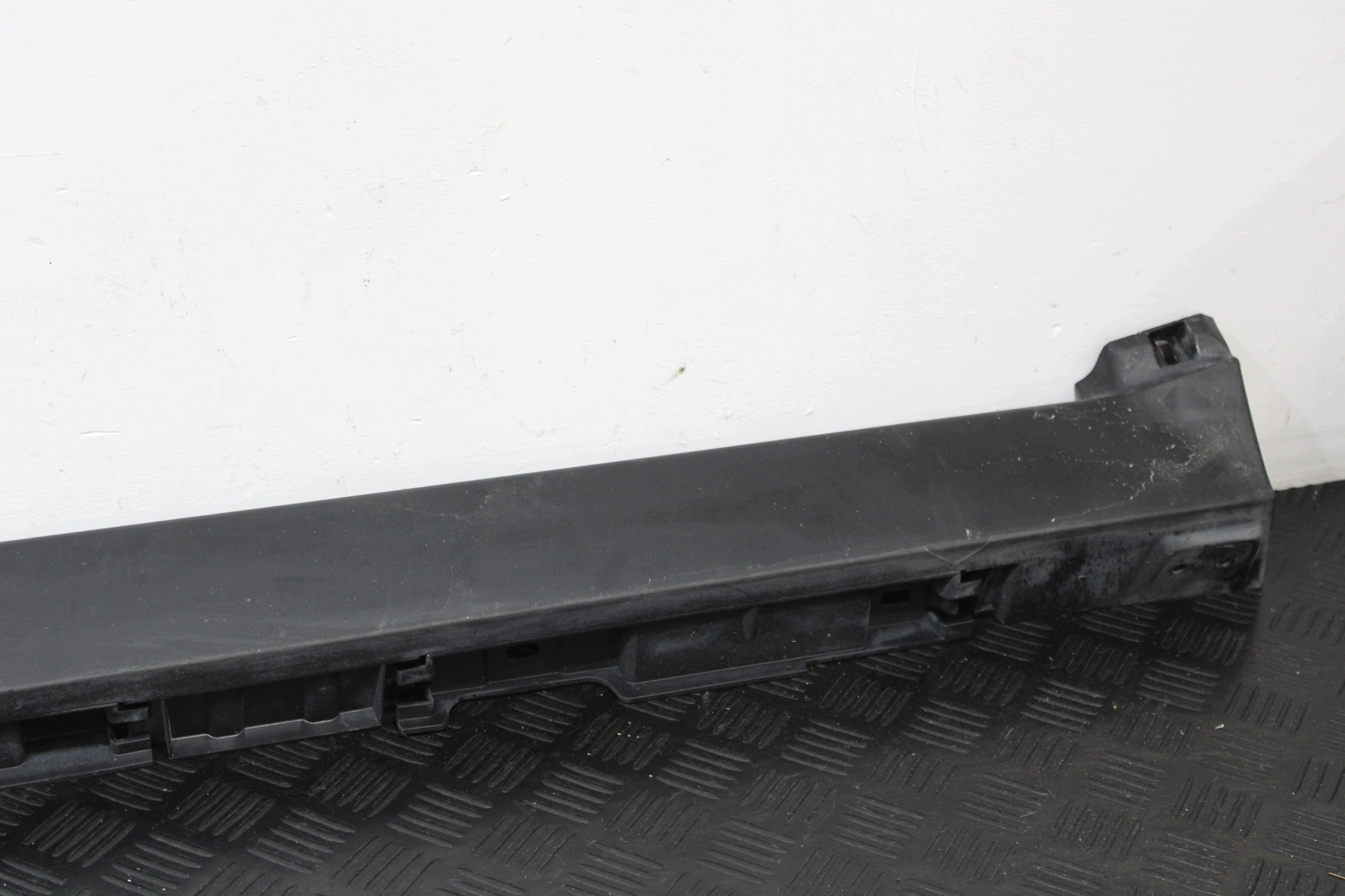 cap threshold threshold left HK83-101D57-BF JAGUAR F-PACE X761 R-SPORT 2,0 D