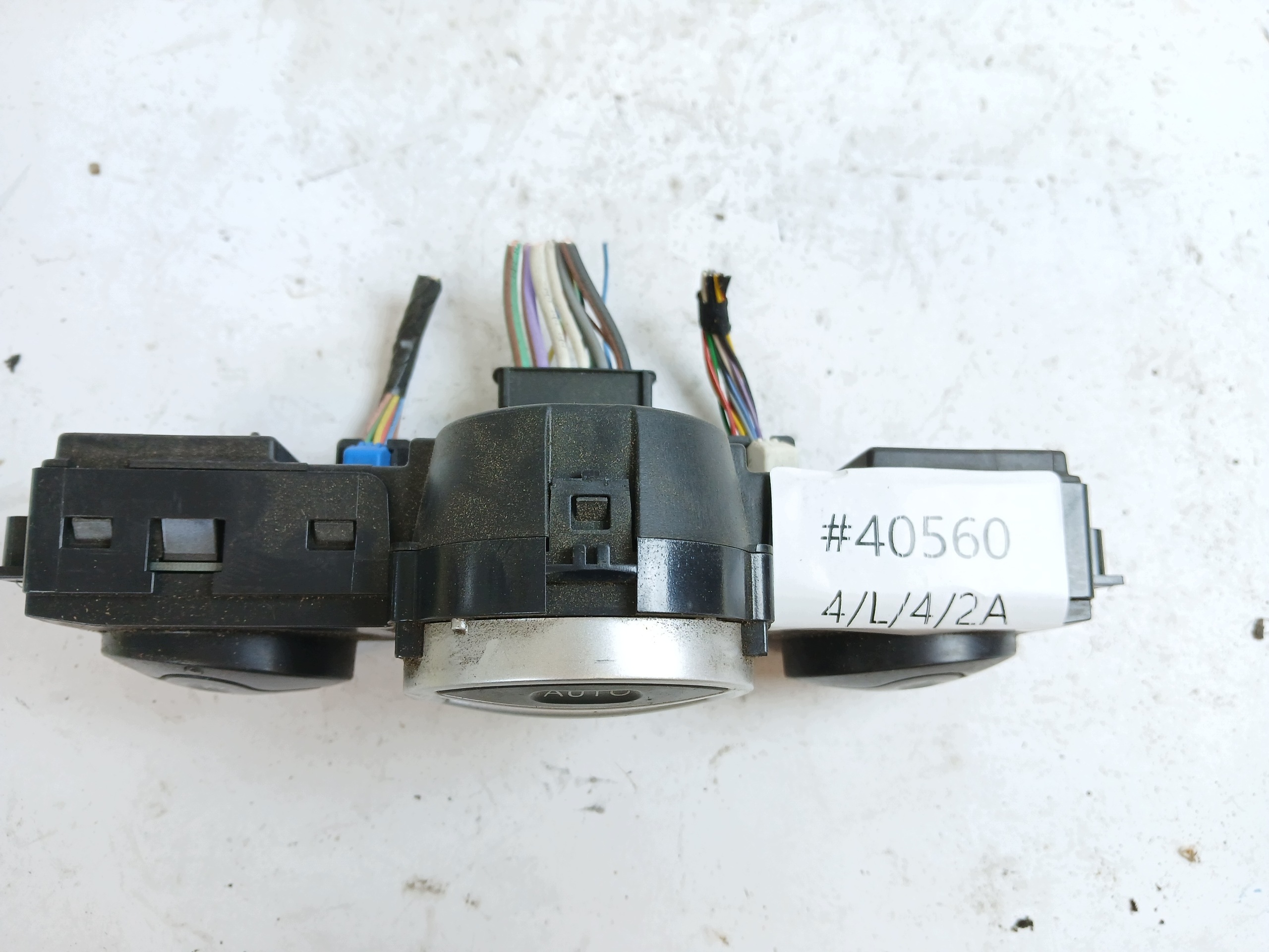 RENAULT SCENIC II commande de climatisation alimentation d'air 8200501465