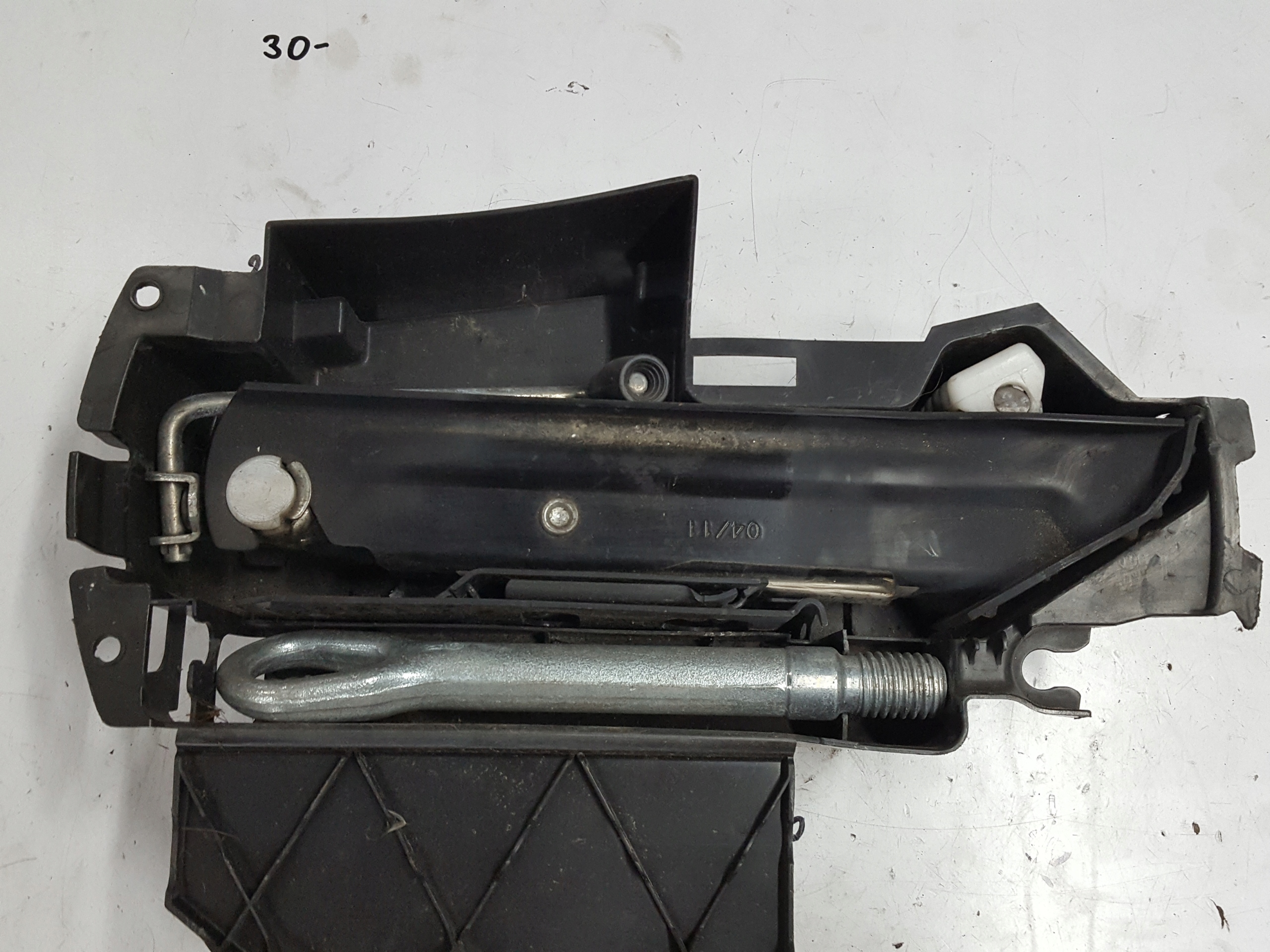 MERCEDES E KLASA W212 09-16r LEWAREK UCHO HOLOWNICZE Producent Mercedes-Benz OE