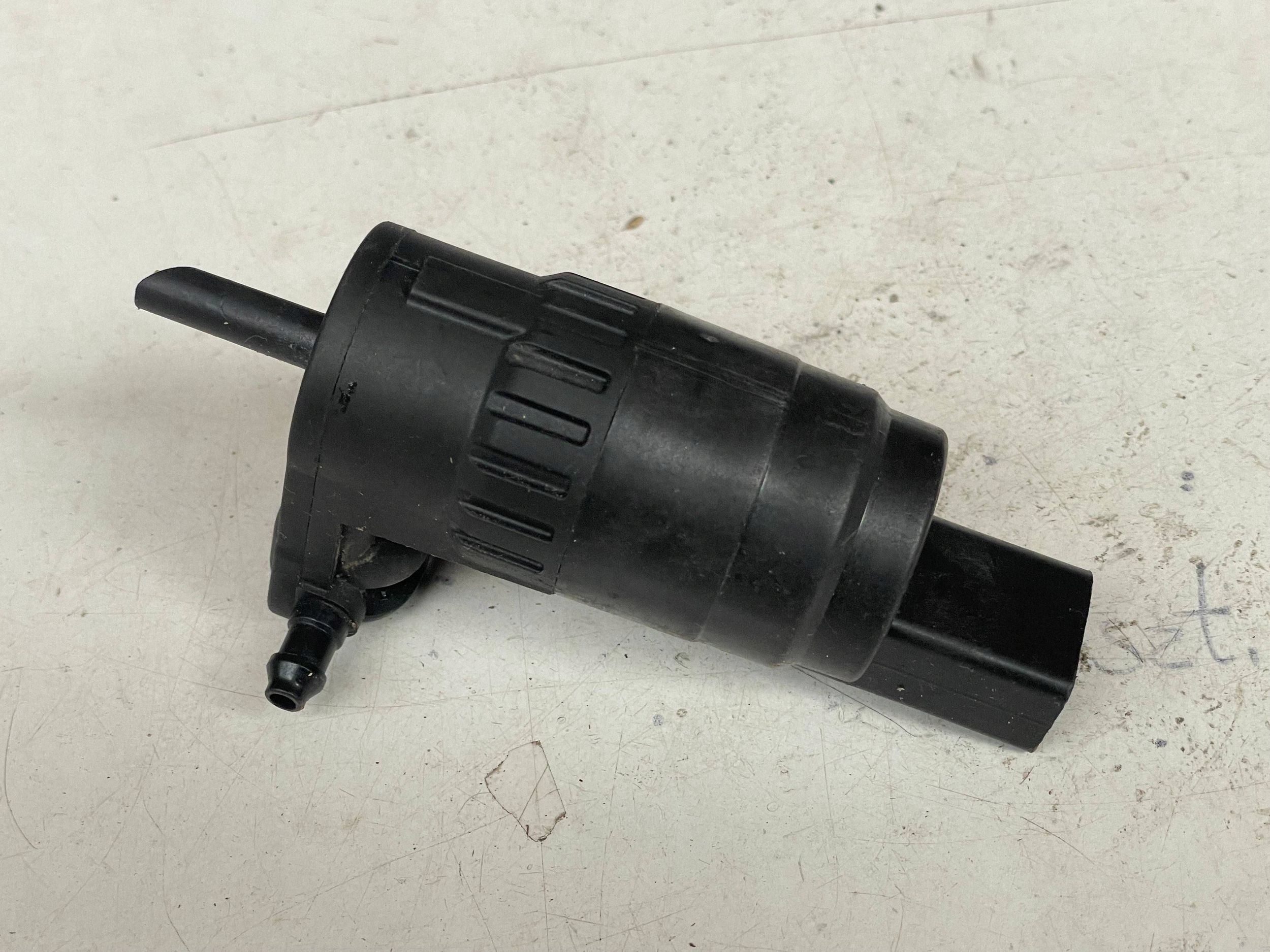 Pompa LAVAFARO VOLKSWAGEN TOURAN e 1K6955651 @M
