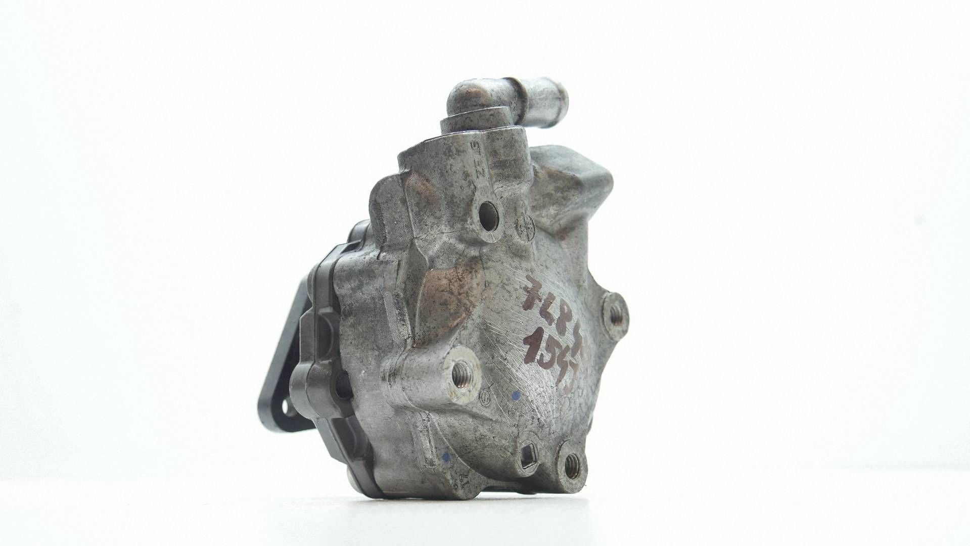 servo pump AUDI Q7 4L 3.0 TDI 7L8422154J