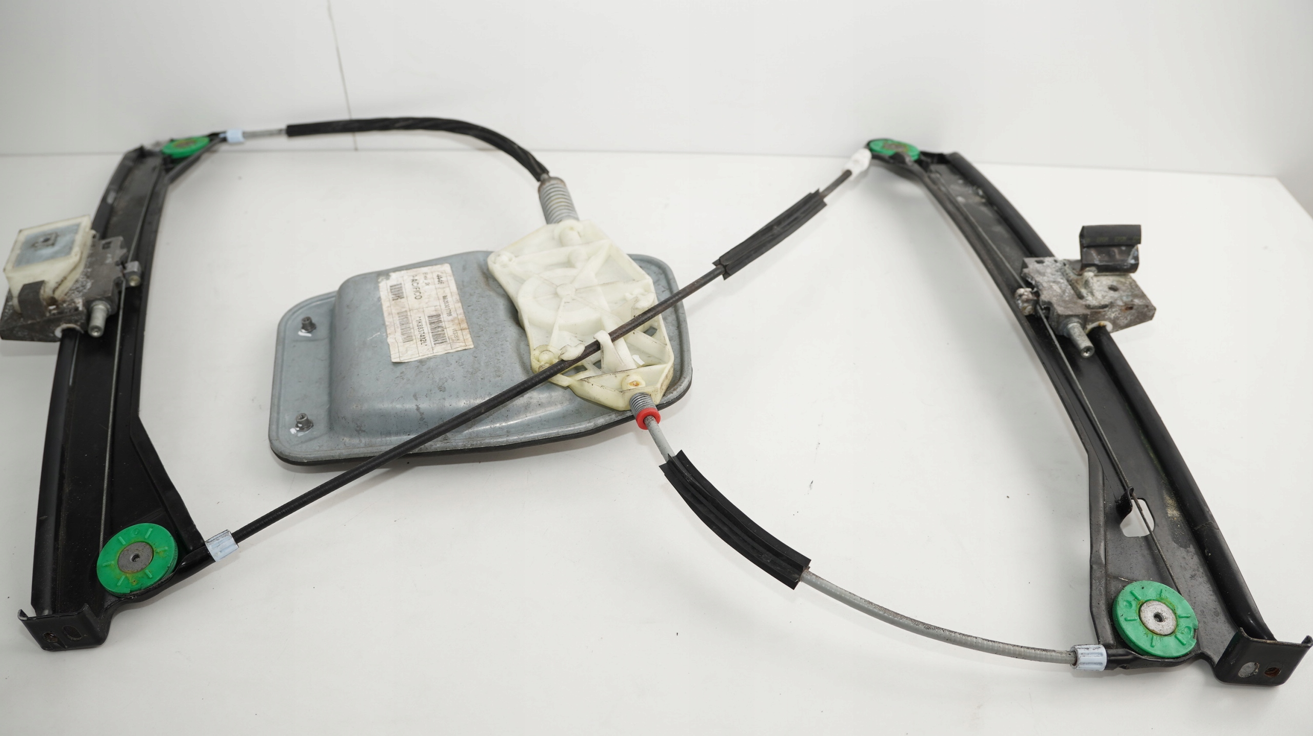 MECHANIZM SZYBY PRAWY PRZÓD VW SCIROCCO 10-14R Producent części Volkswagen OE