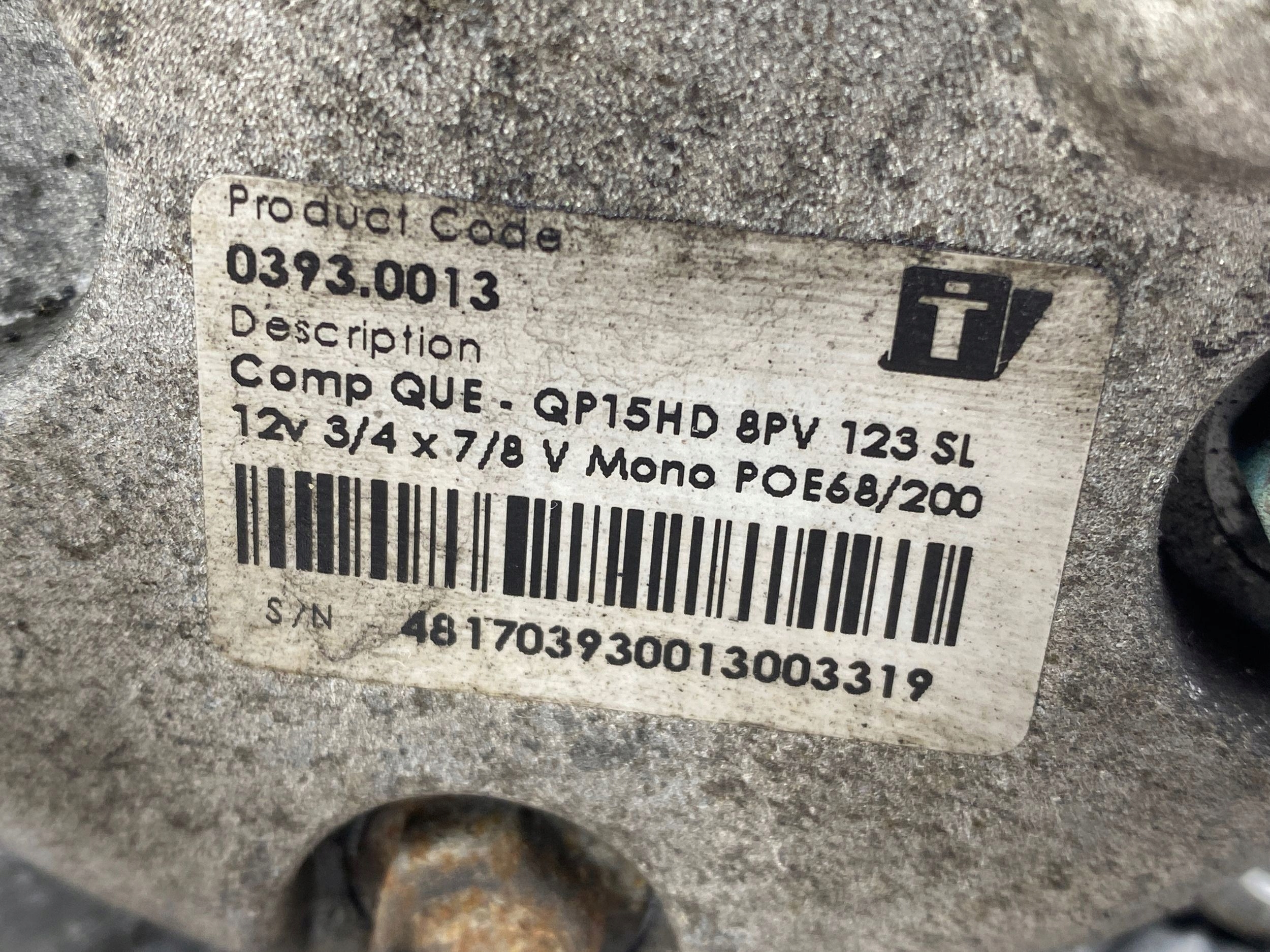 Mercedes 2.2 CDI SPRINTER W906 compressor 03930013 OM651