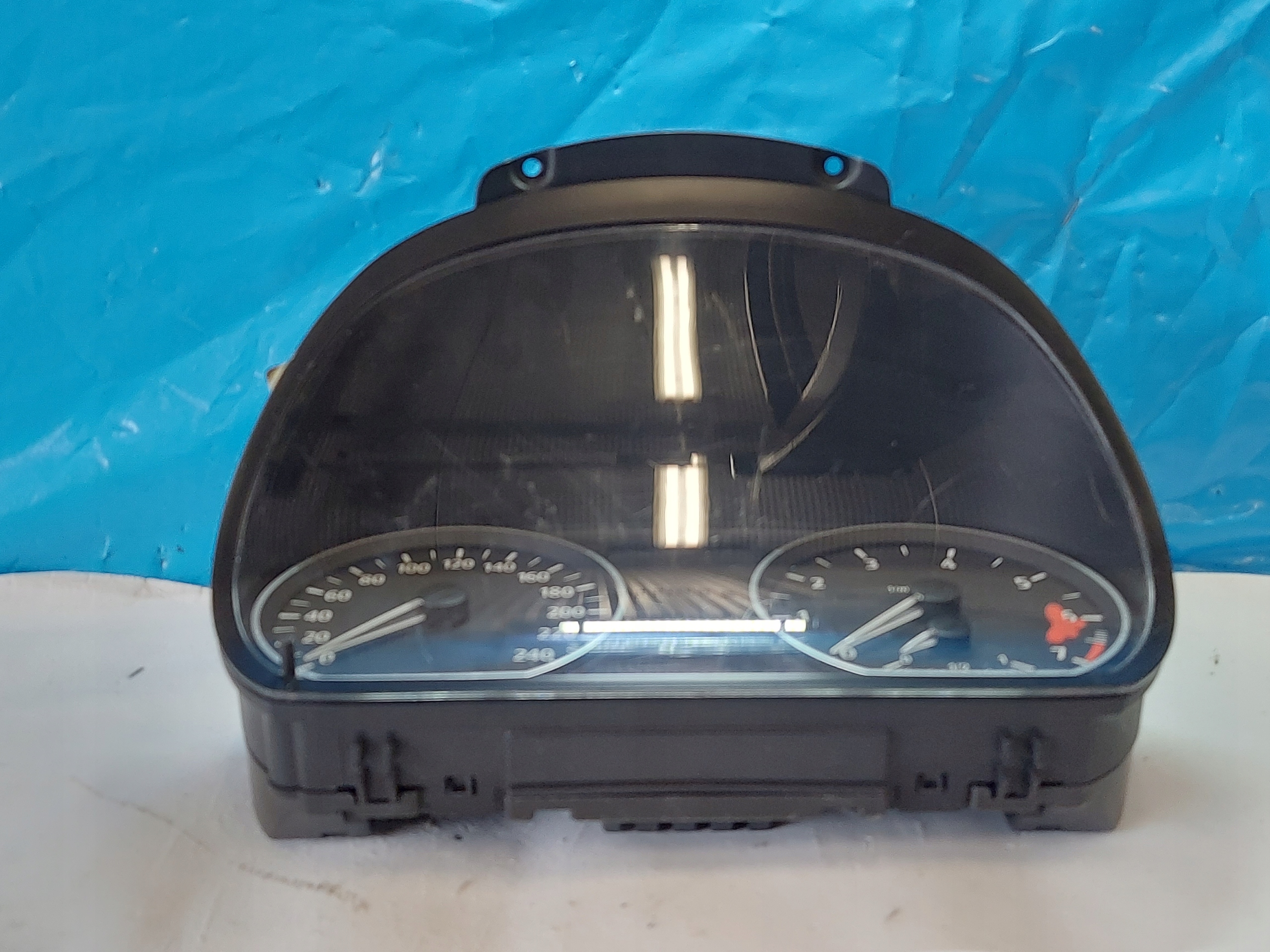 dials clock BMW E87 118i 102493230
