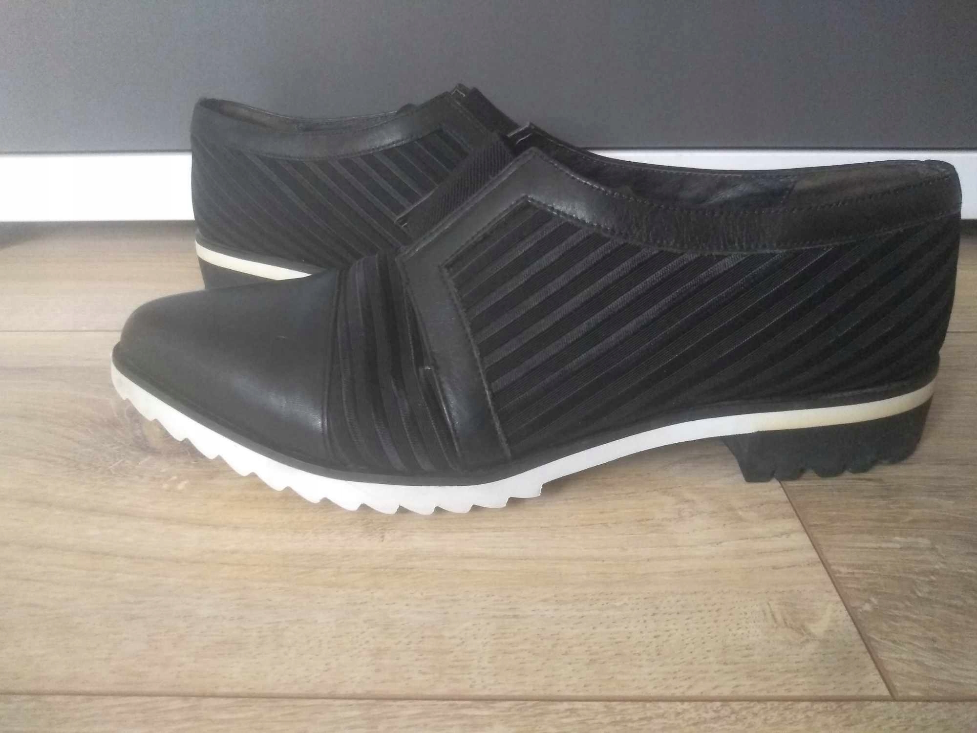 chaussures united nude