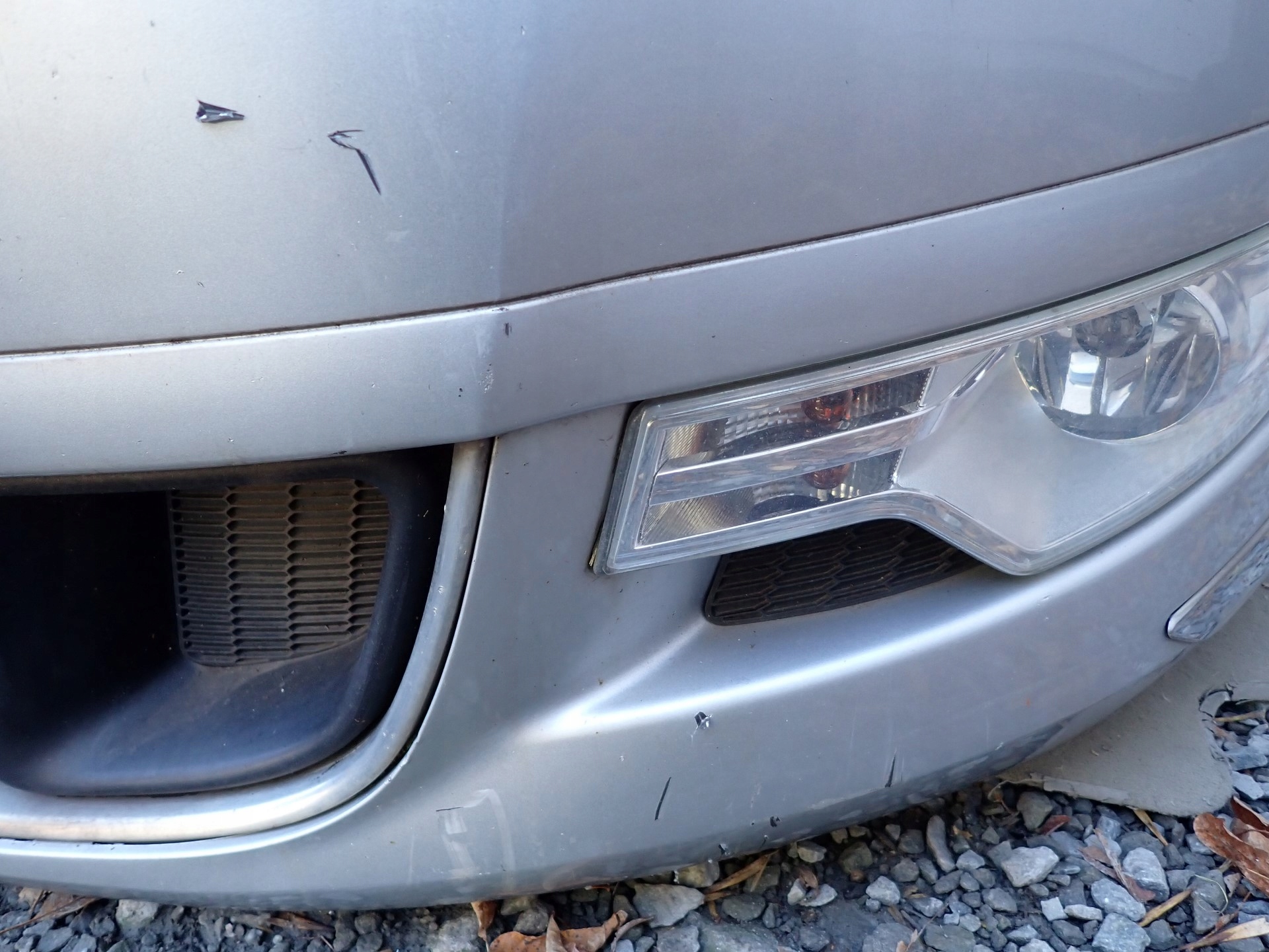 bumper front front CITROEN C5 3 III X7 RD RW 2008-2011R 7401NR colour EZR