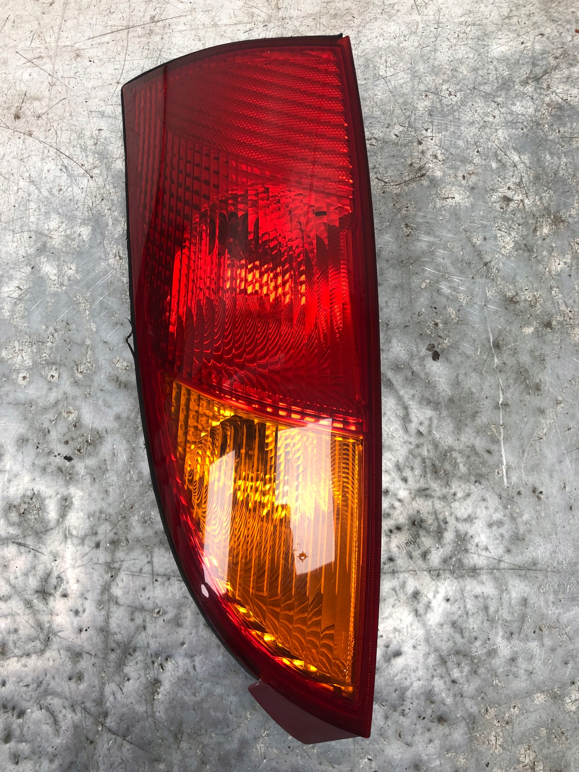 light left rear part FORD FOCUS MK1 HB 1M51-13405-A
