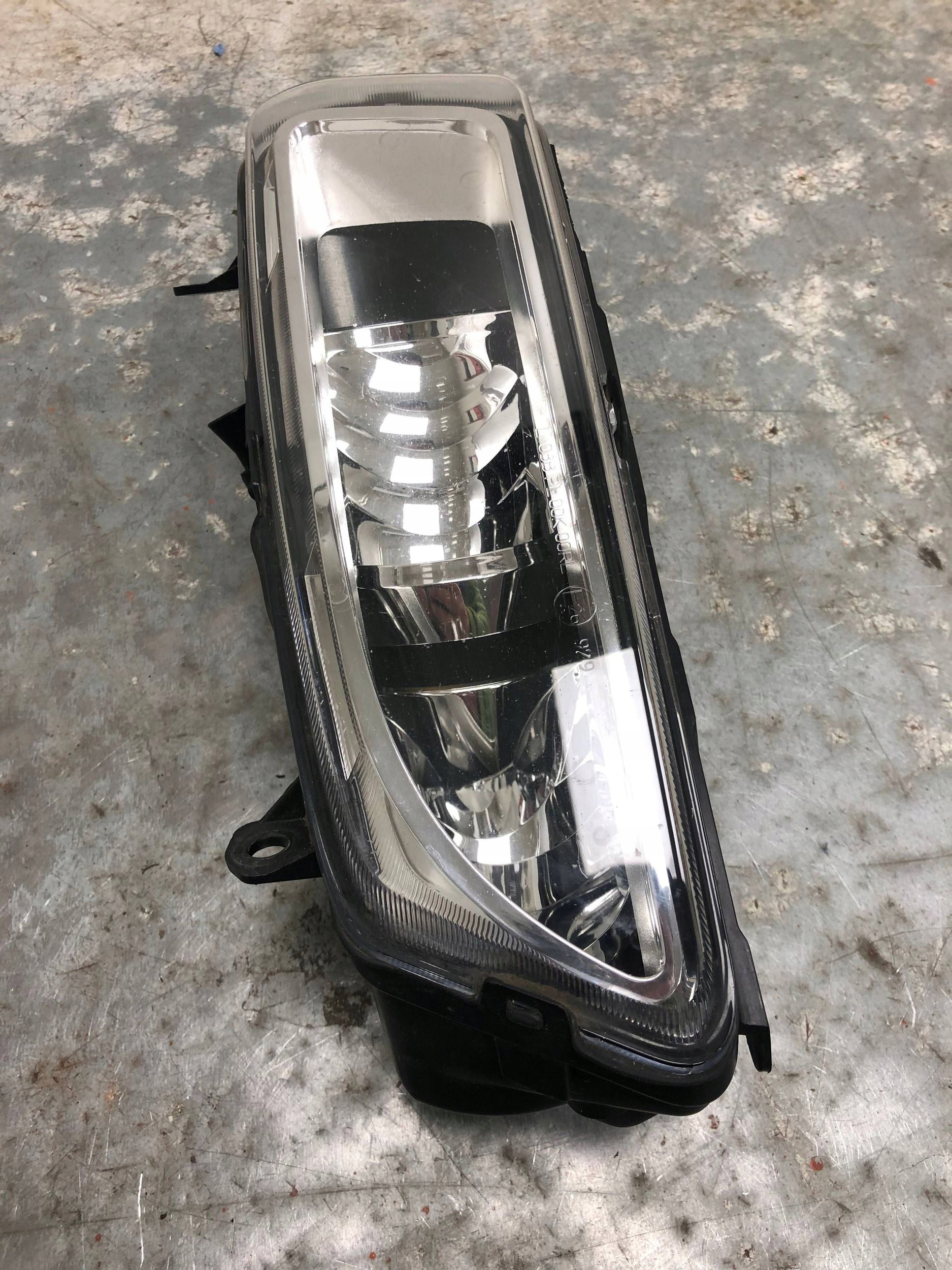 fog light left front VW POLO V 6R 174159