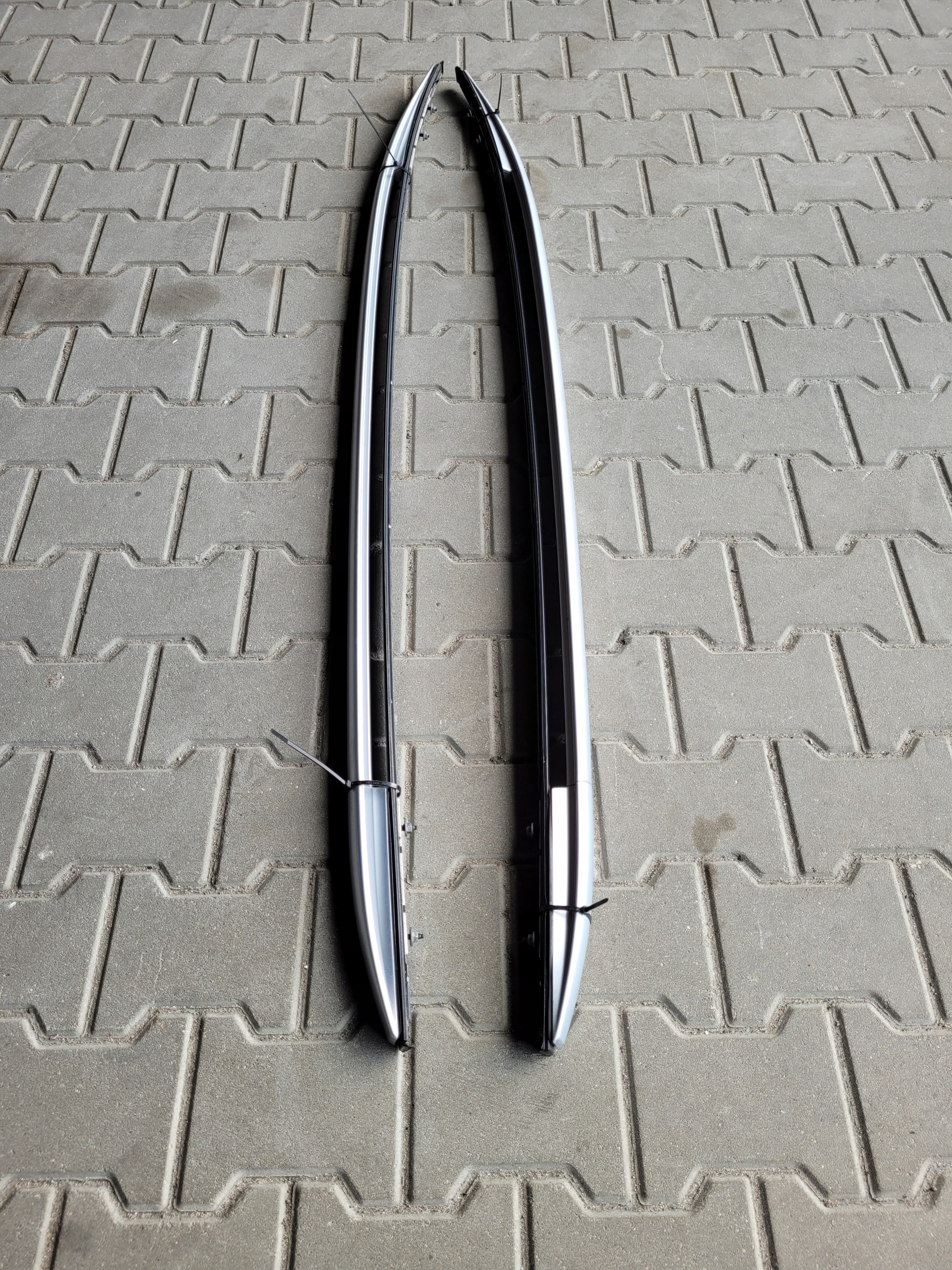 RELINGI DACHOWE KOMPLET NISSAN QASHQAI II 2 J11