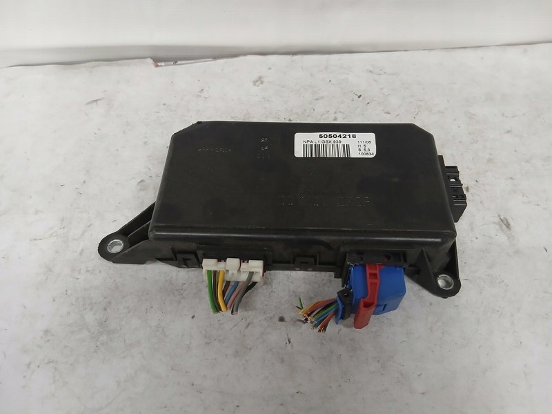module control unit door left front AR159 50504218