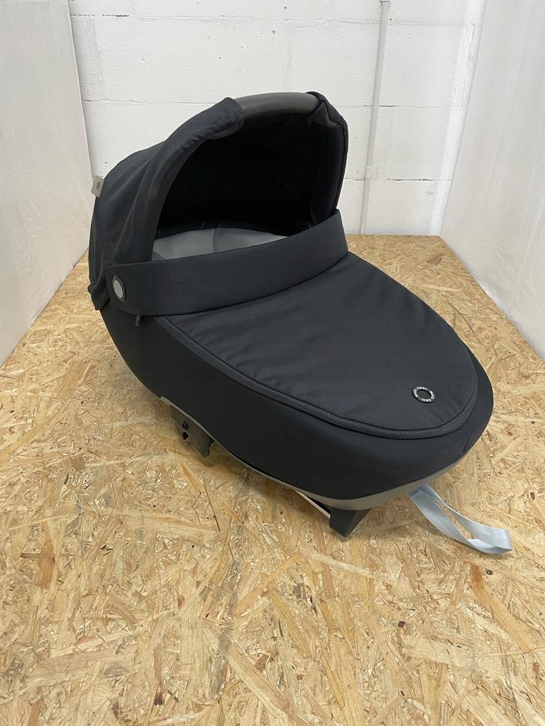 Maxi-Cosi Jade Gondola Essential black Model jade