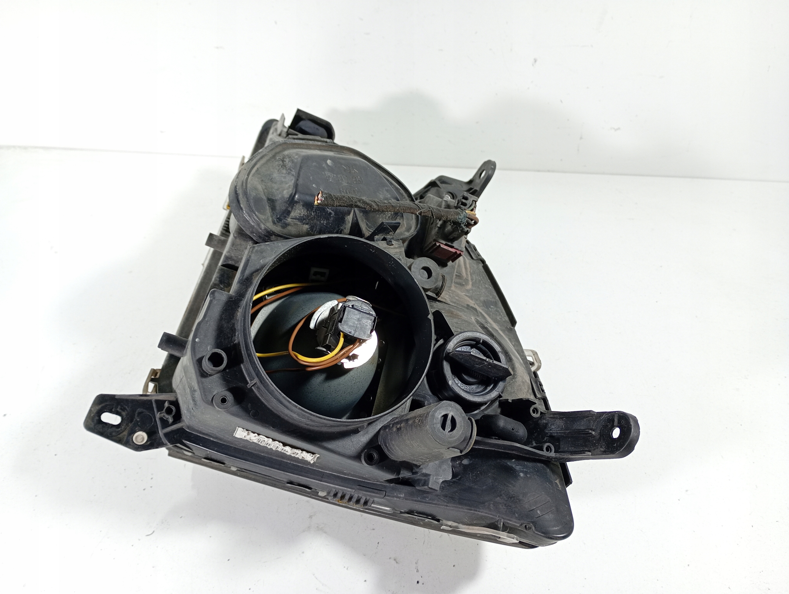 Opel Vectra C sedan 02-08 REFLEKTOR right front front OE 09185783
