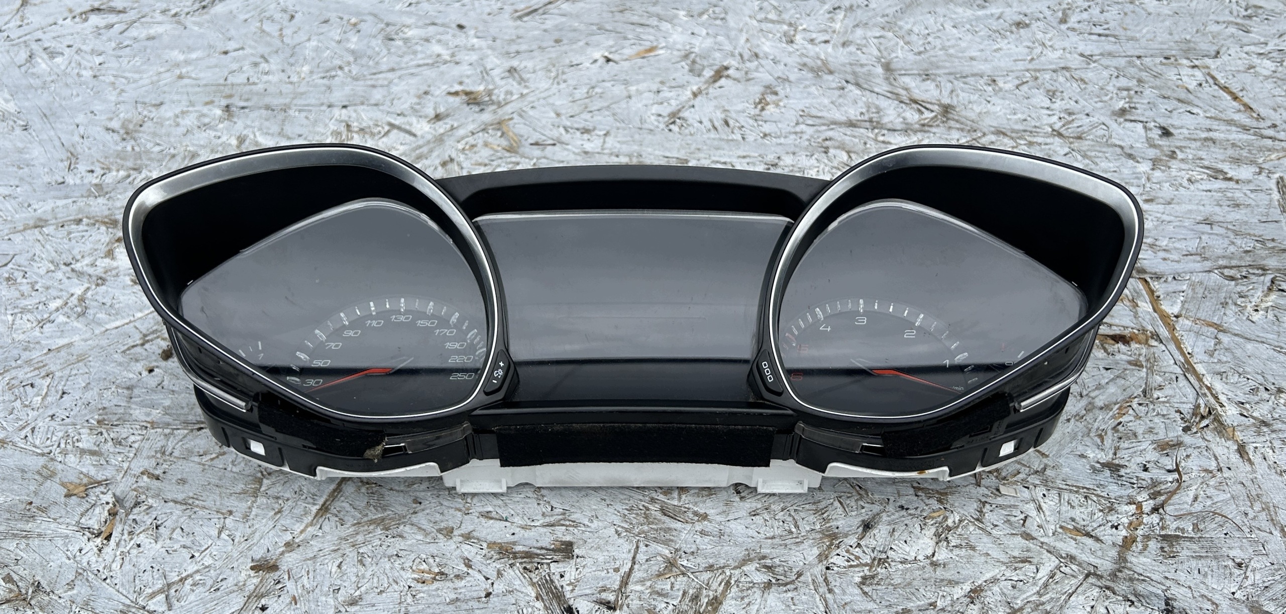 dials dials PEUGEOT 308 II T9 1.6 HDI 13- 9807588280 EUROPA