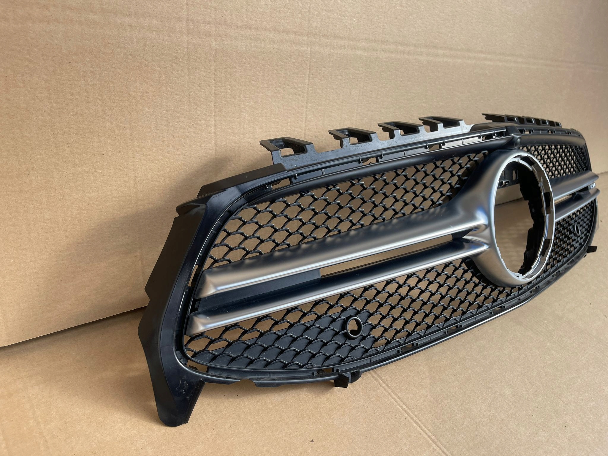 Mercedes-Benz CLA C118 Kühlergrill FRONTGRILL Kühlergitter A1188881600 - Thumbnail 3