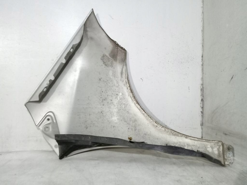 Mercedes A klasa W169 lift parafango sinistra 761