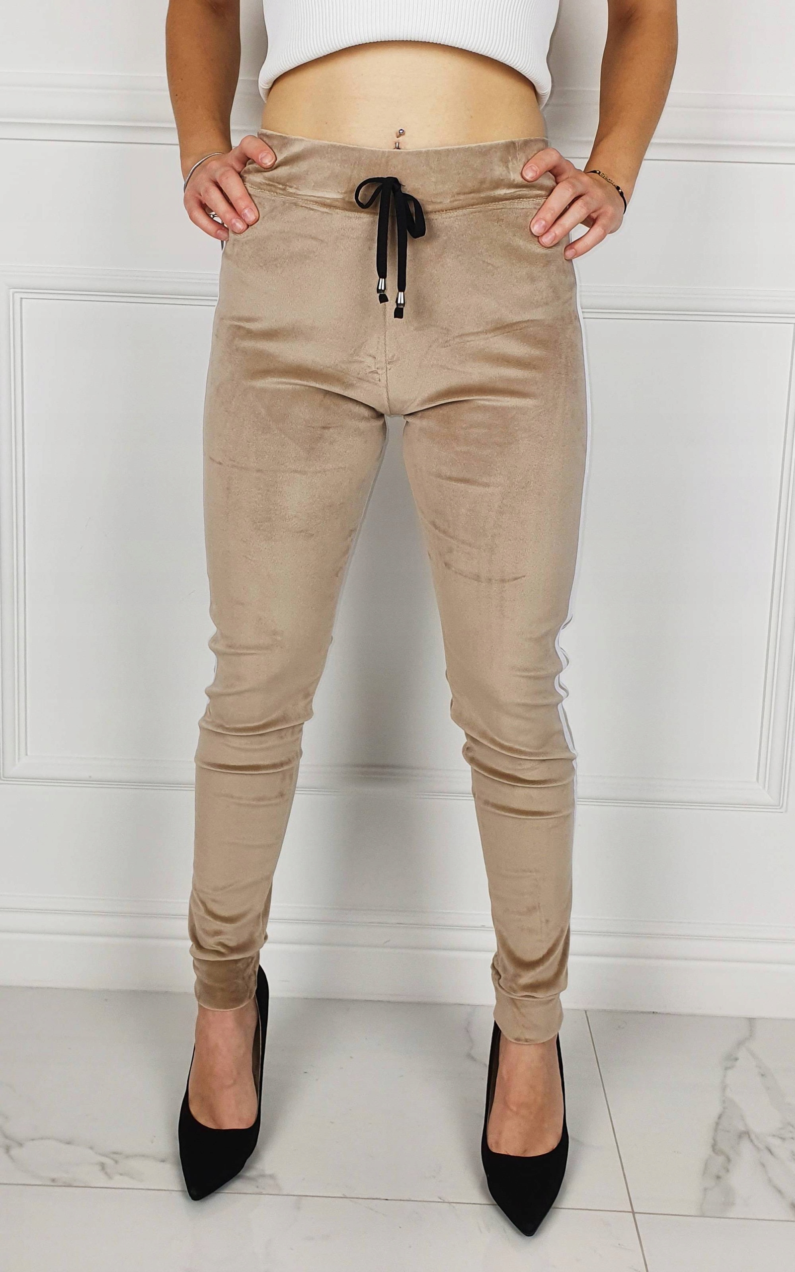 DAMSKIE SPODNIE DRESOWE DOPASOWANE -LAMPASY Kolory Długość nogawki długa