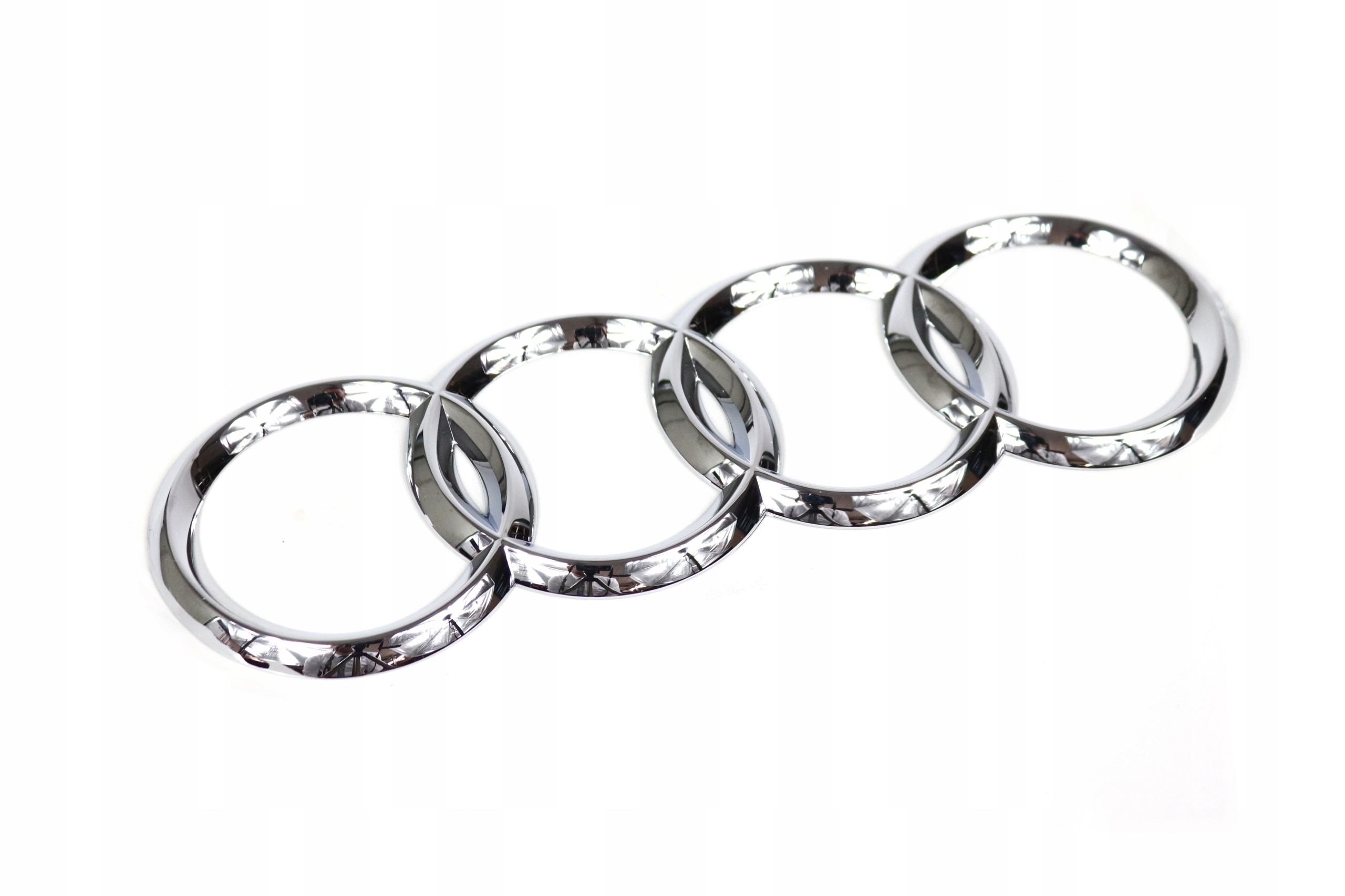 4E0853742 - Емблема значок логотип задній люк AUDI A6 A8 Q7 новий