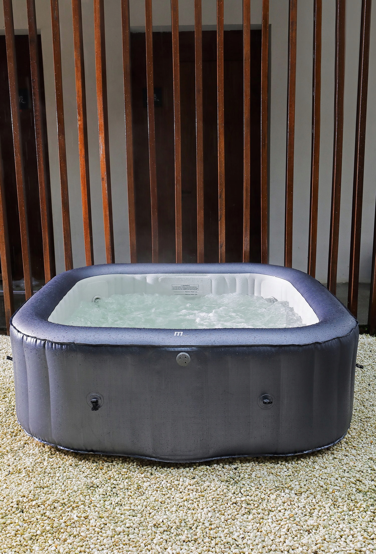 BASEN mSPA DMUCHANE Z HYDROMASAŻEM MASAŻ OTIUM 6 OSÓB SPA * BICZE OZON Kolor wewnętrzny biały