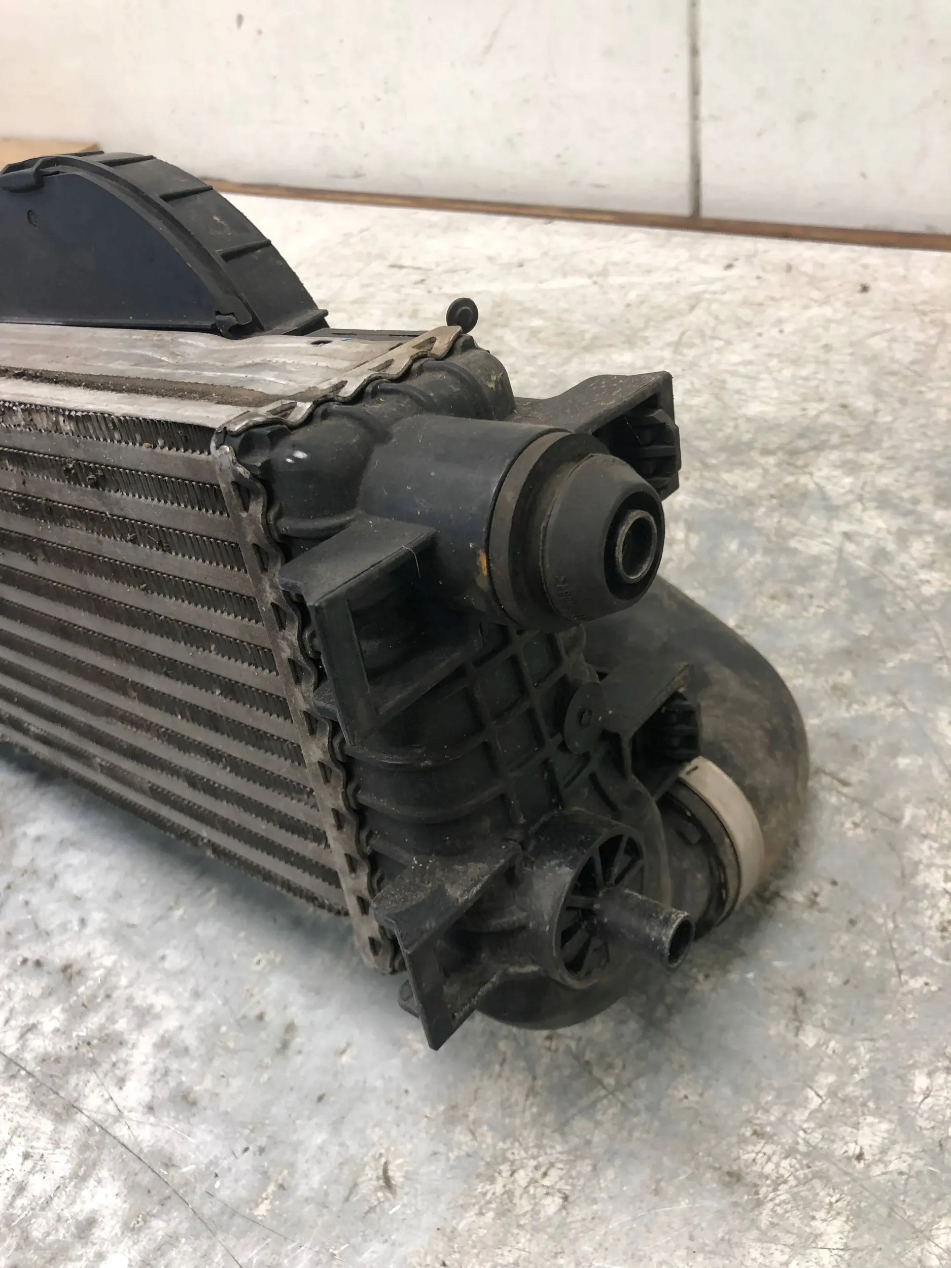radiator intercooler FORD FOCUS MK3 CV61-9L440-VC BV61-8C607-SC