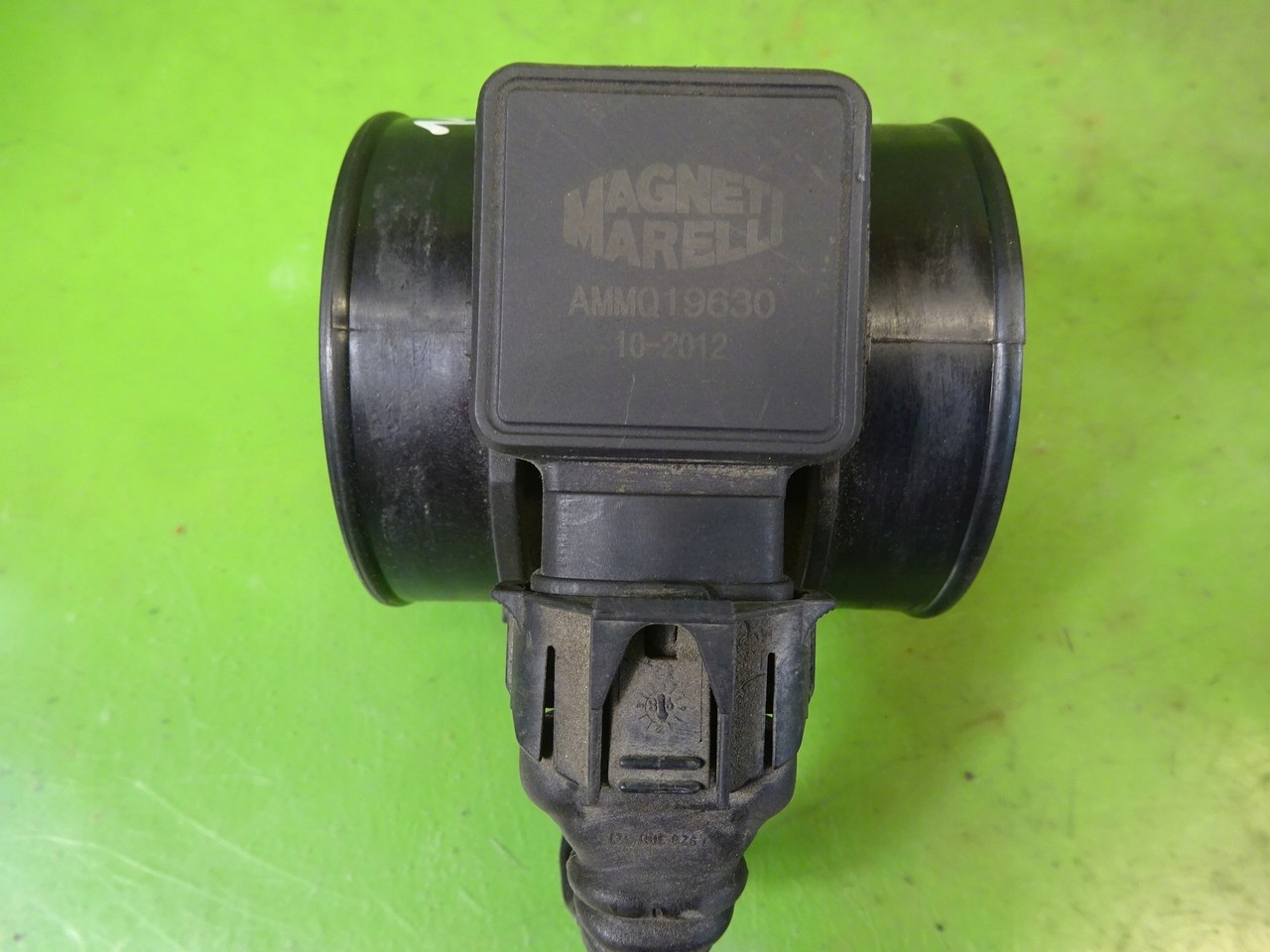 AMMQ19630 - Витратомір OPEL ASTRA G II 1.8 B 99r