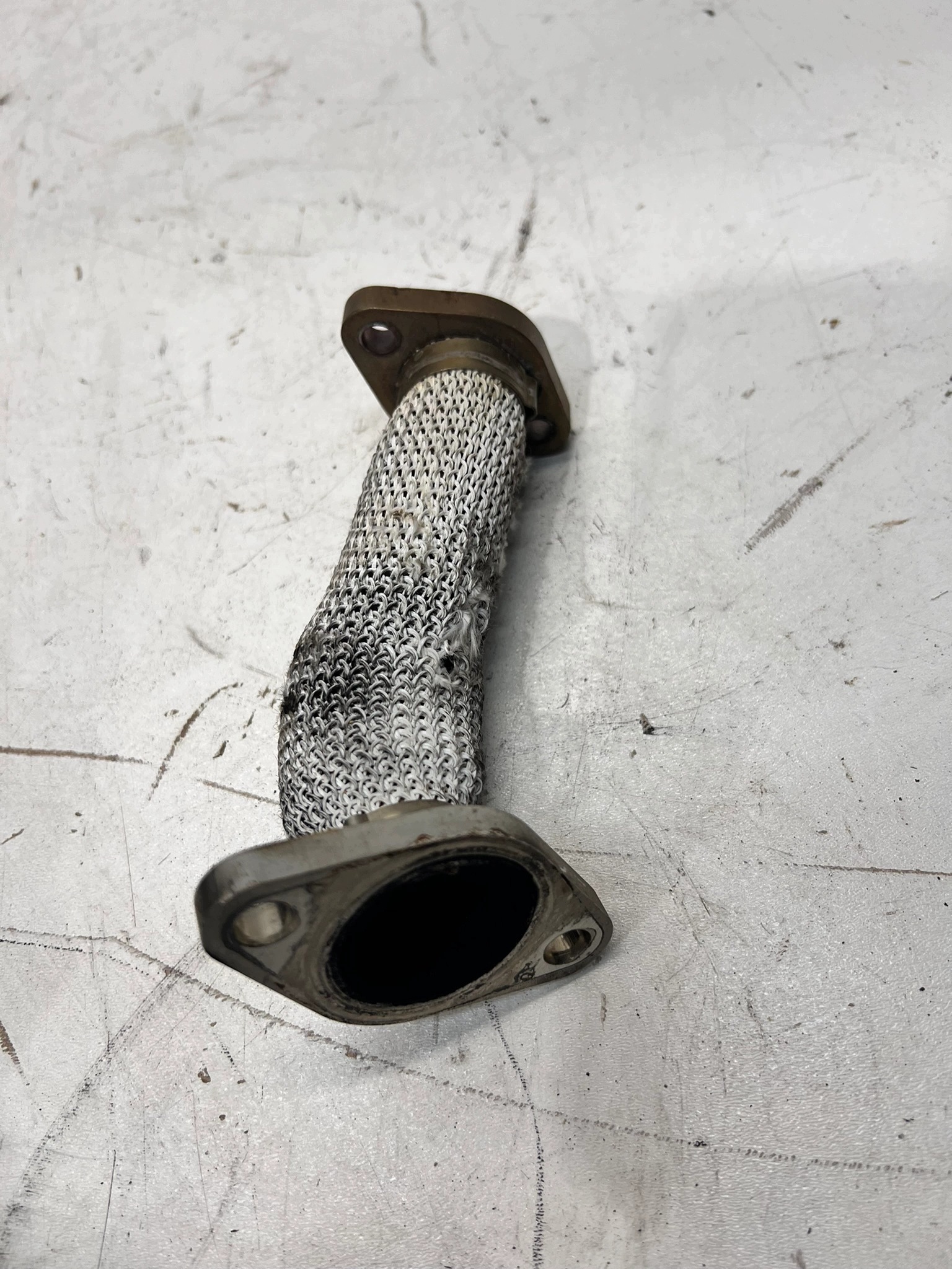 pipe hose EGR AUDI A6 C6 A4 B7 2.7 3.0 TDI 059131525AB