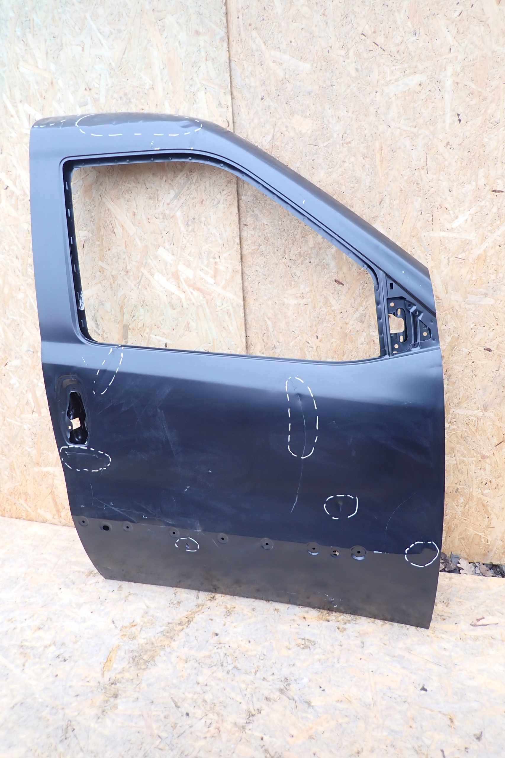 FIAT DOBLO II 09- DRZWI PRZÓD PRZEDNIE PRAWE ORYG Strona zabudowy przód - prawa