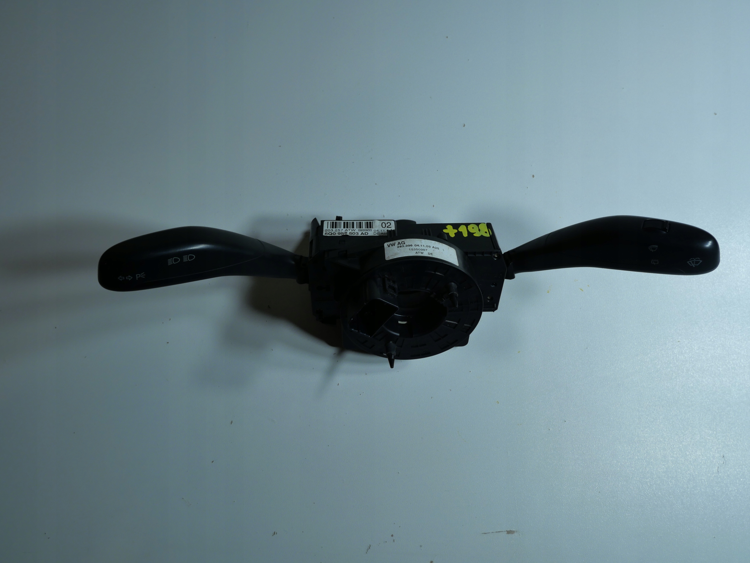 steering wheel levers and controls ring VW 6Q0953503AD