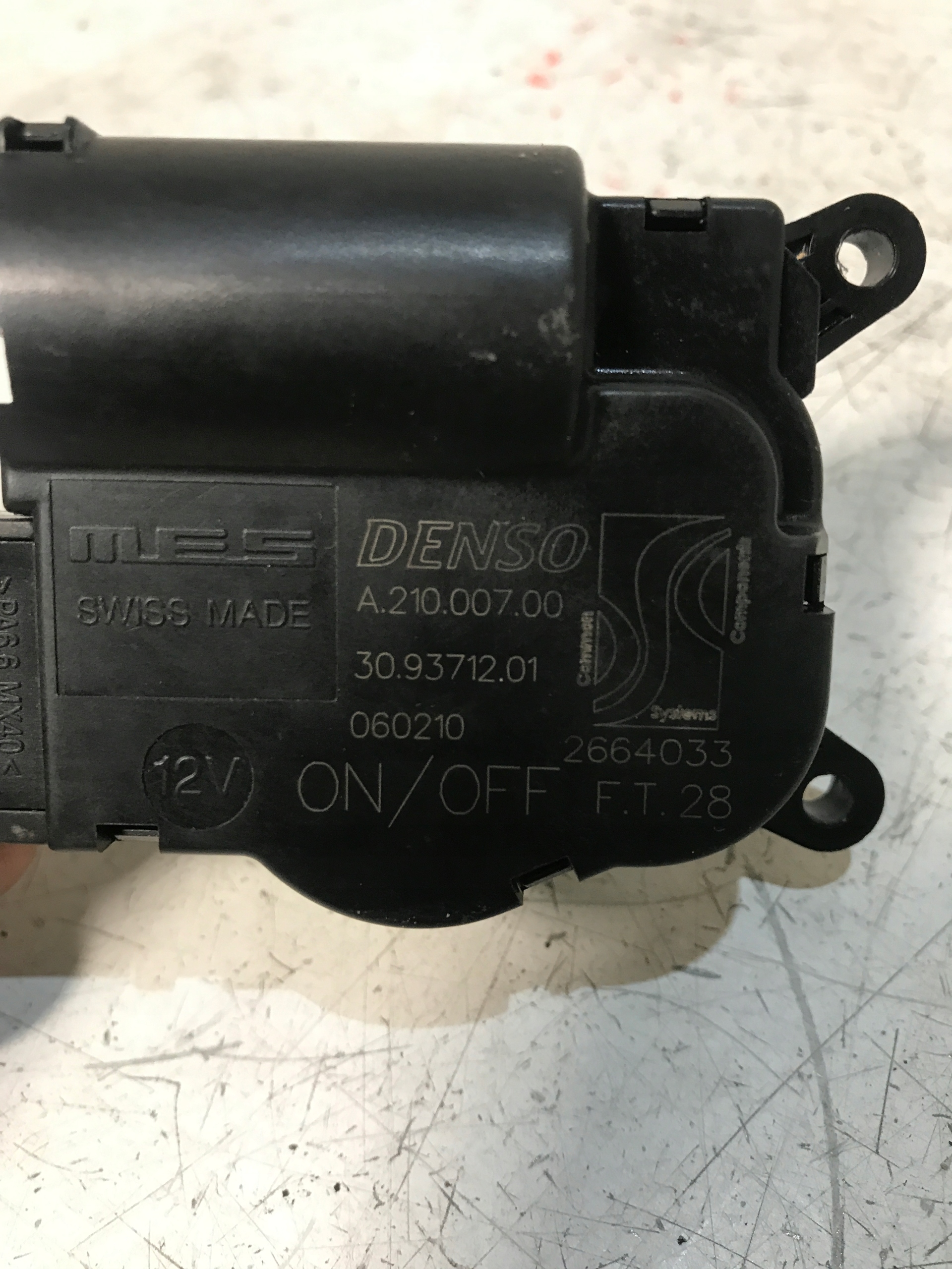 Micro moteur Bloc de chauffage complet OPEL CORSA D 309371201