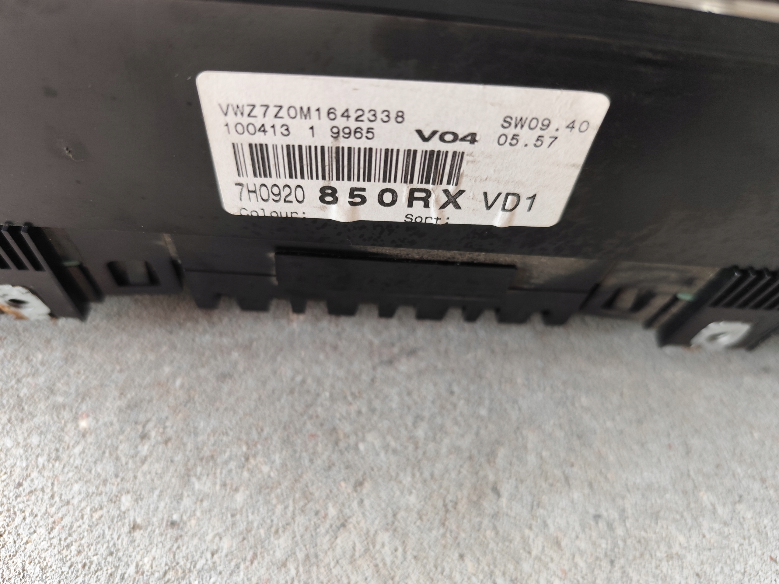 dials dials clock predkosciomierz VW T5 1.9 TDI 7H0920850RX