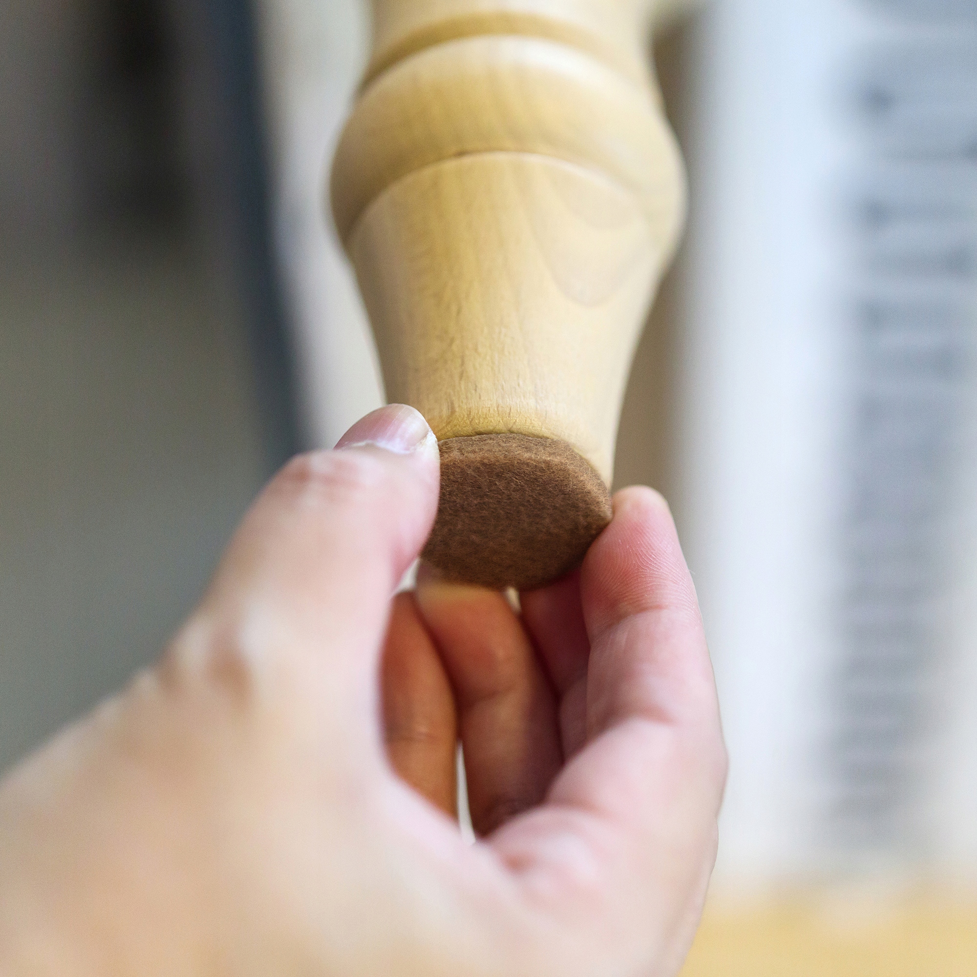 FILC POD KRZESŁA NOGI MEBLE PODKŁADKA 310x100 mm Długość 10 cm