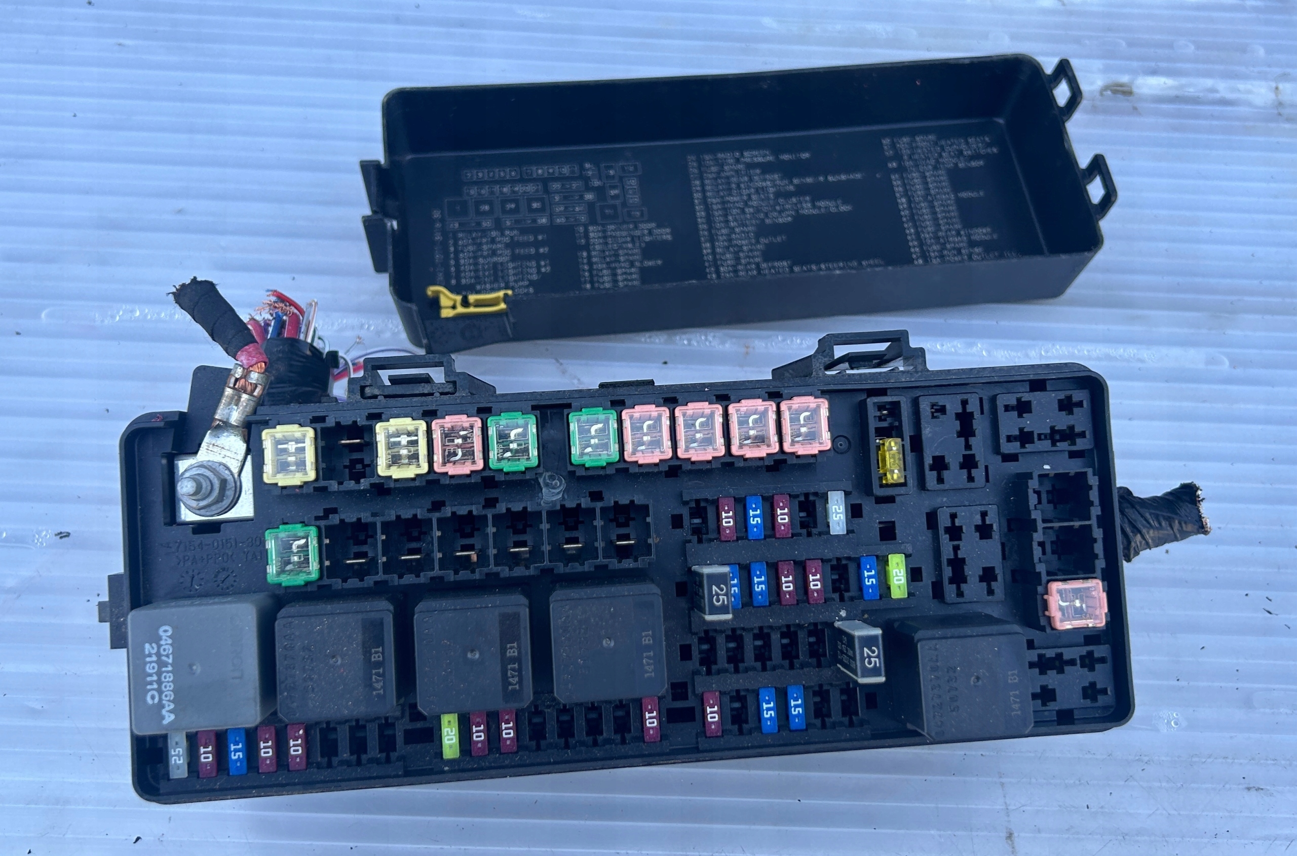 Module fusibles LANCIA THEMA II 11- 3.0 CRD 68092914AD