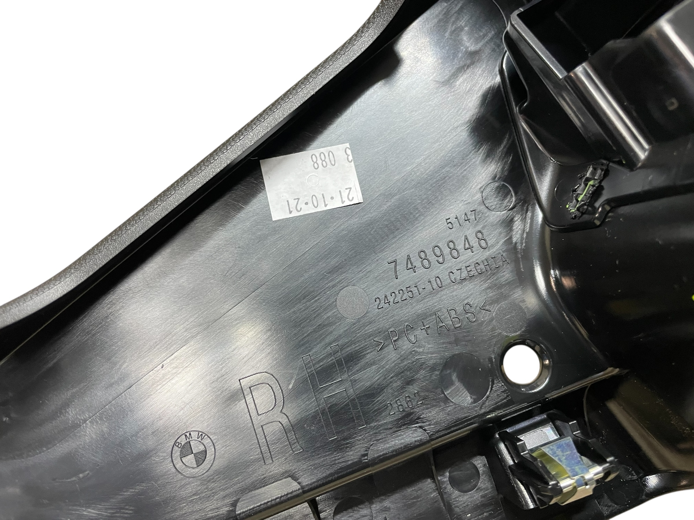 cover moulding SLUPKA boot right rear part BMW 4 G26