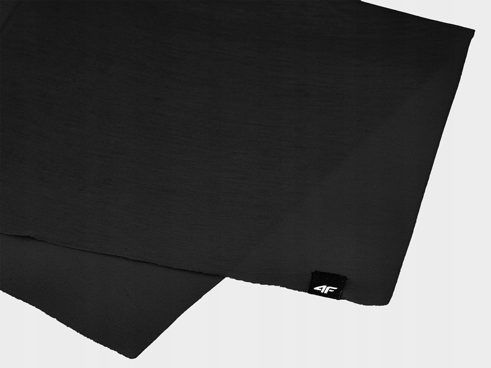 KOMIN 4F BANDANA UNISEKS CHUSTA WIELOFUNKCYJNA UNISEKS SS24 Marka 4F