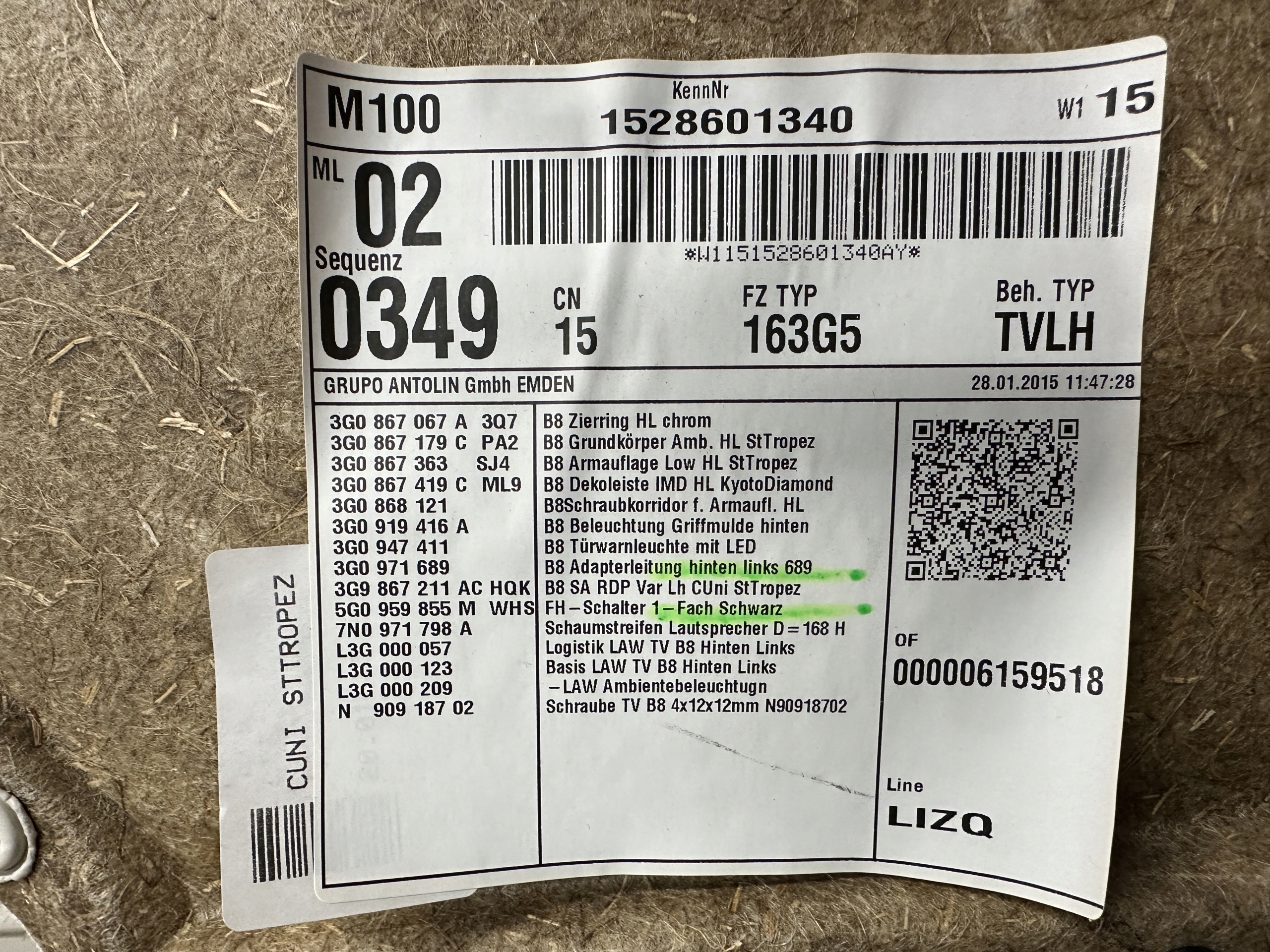 VW PASSAT B8 KOMBI side door left rear part LED
