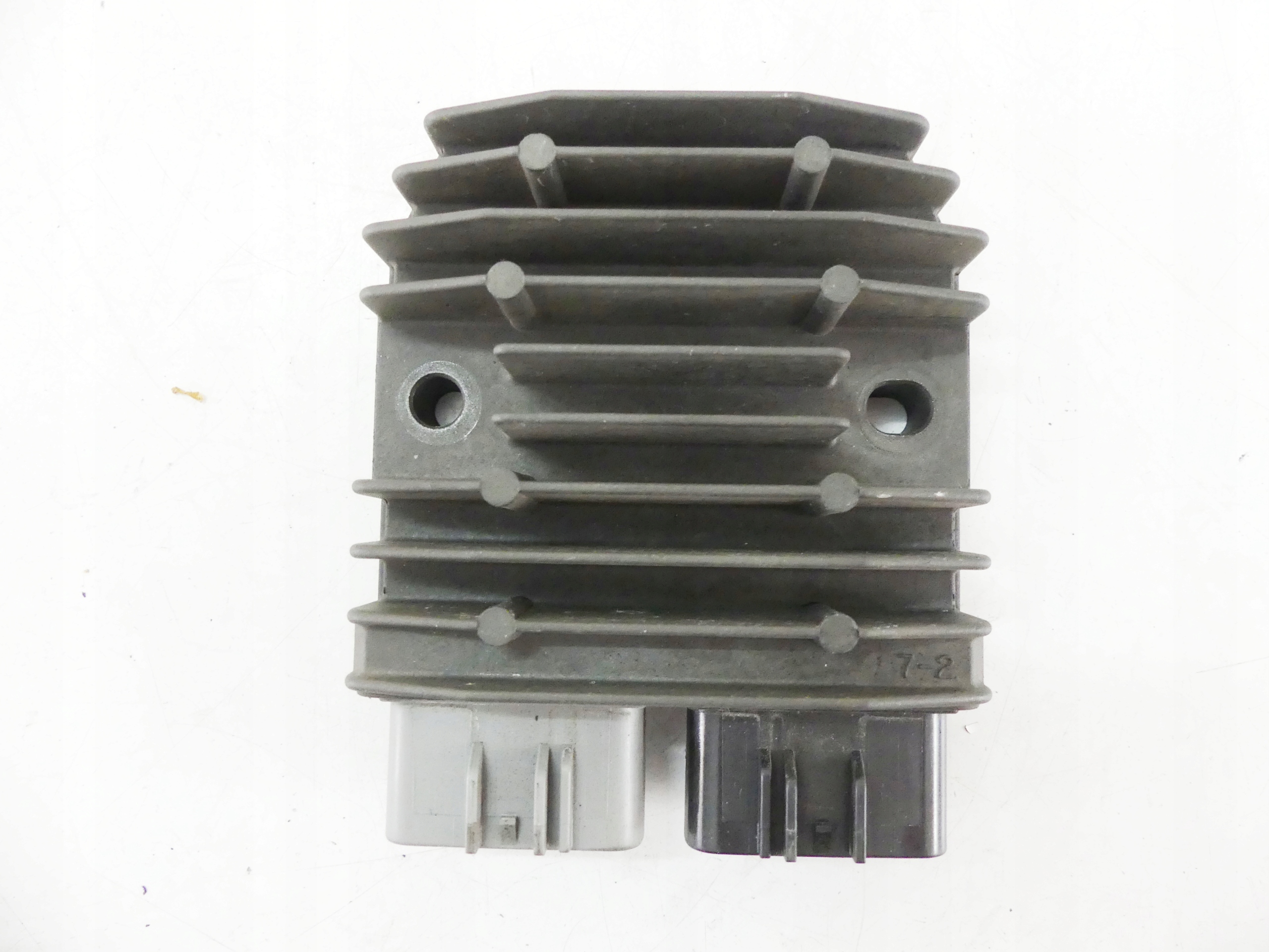 FH012CA - РЕГУЛЯТОР НАПРУГИ DUCATI MULTISTRADA 1200